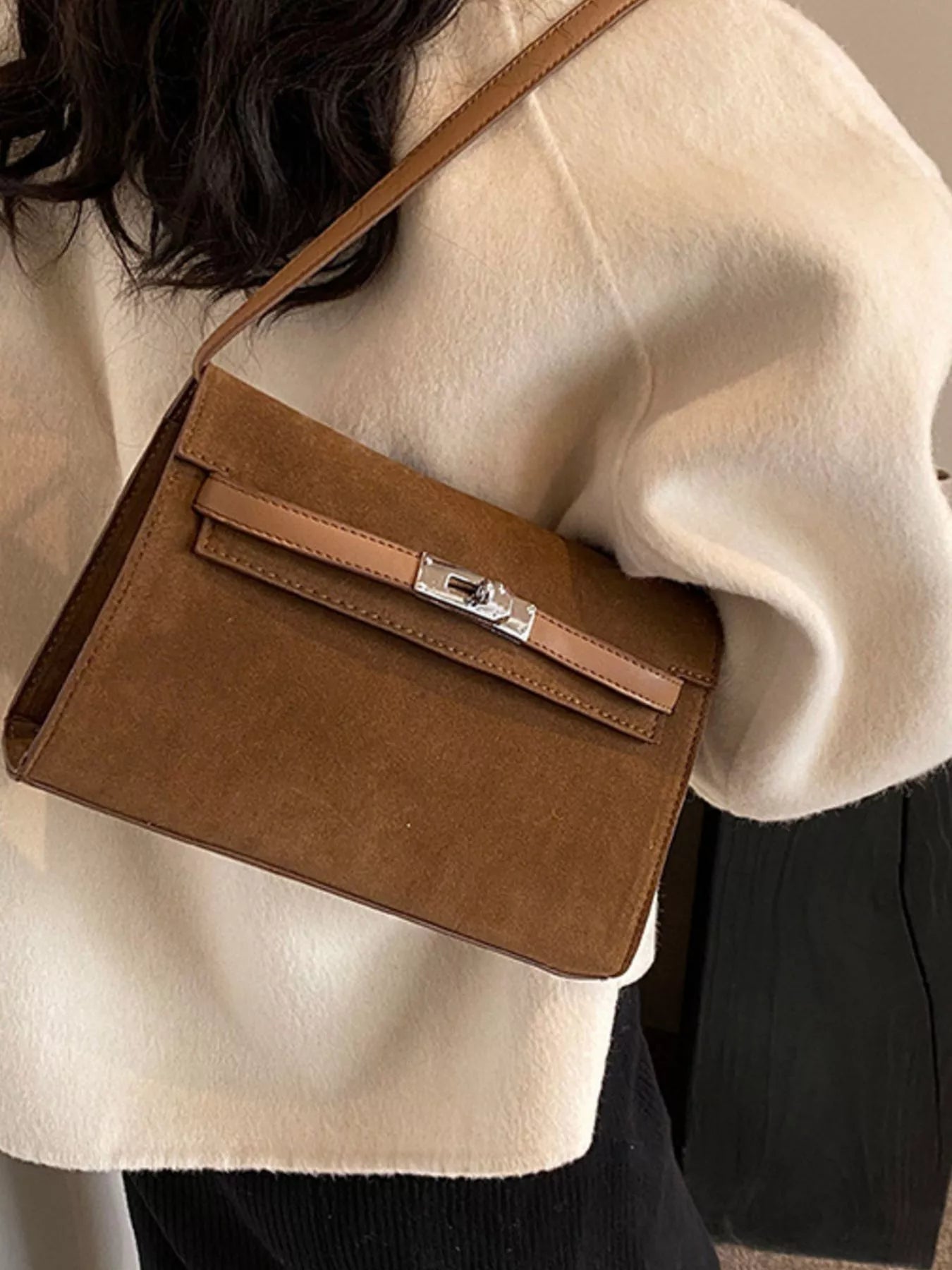 Solid Color Buckle Shoulder Bag 