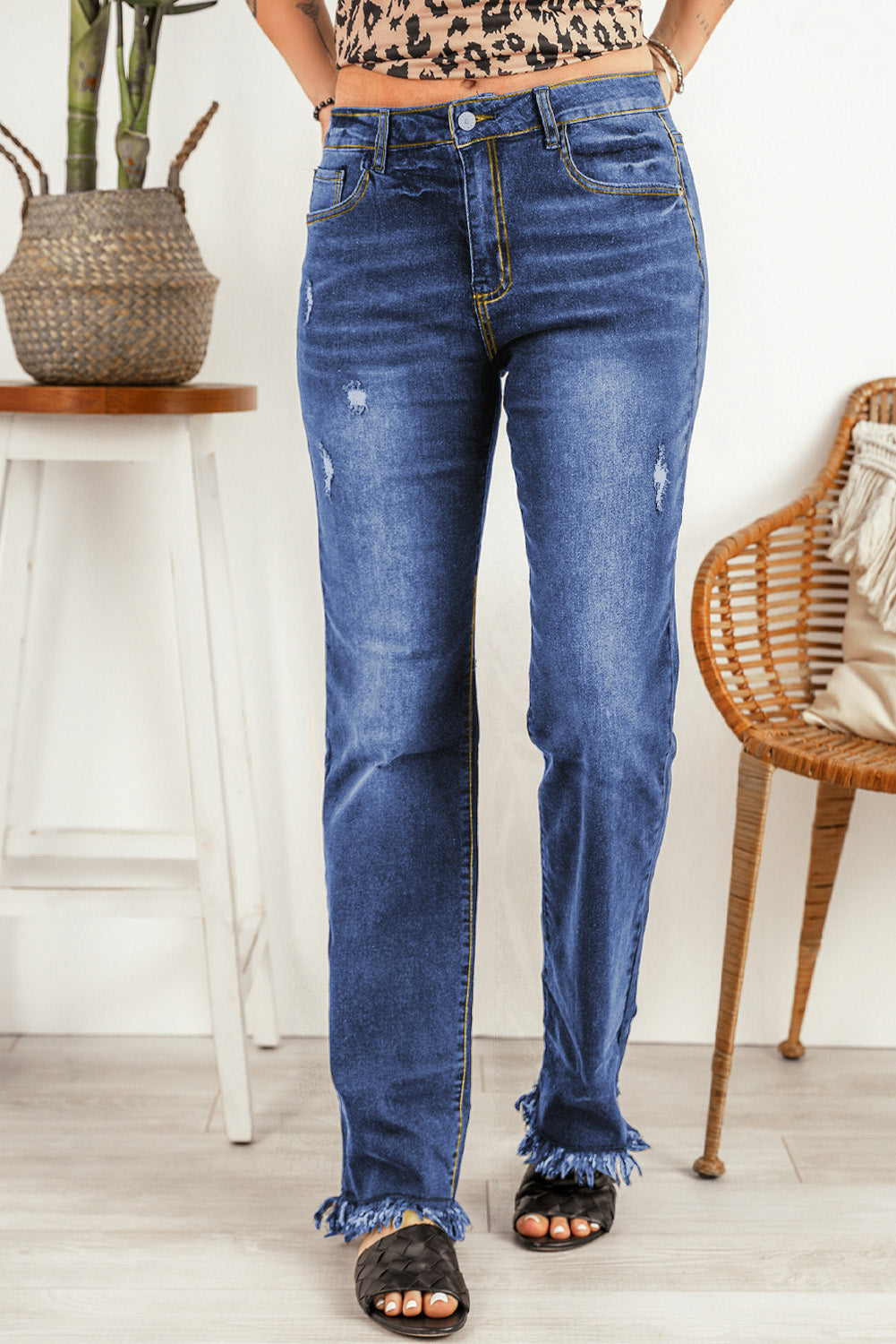 Ripped Frayed Hem Jeans 
