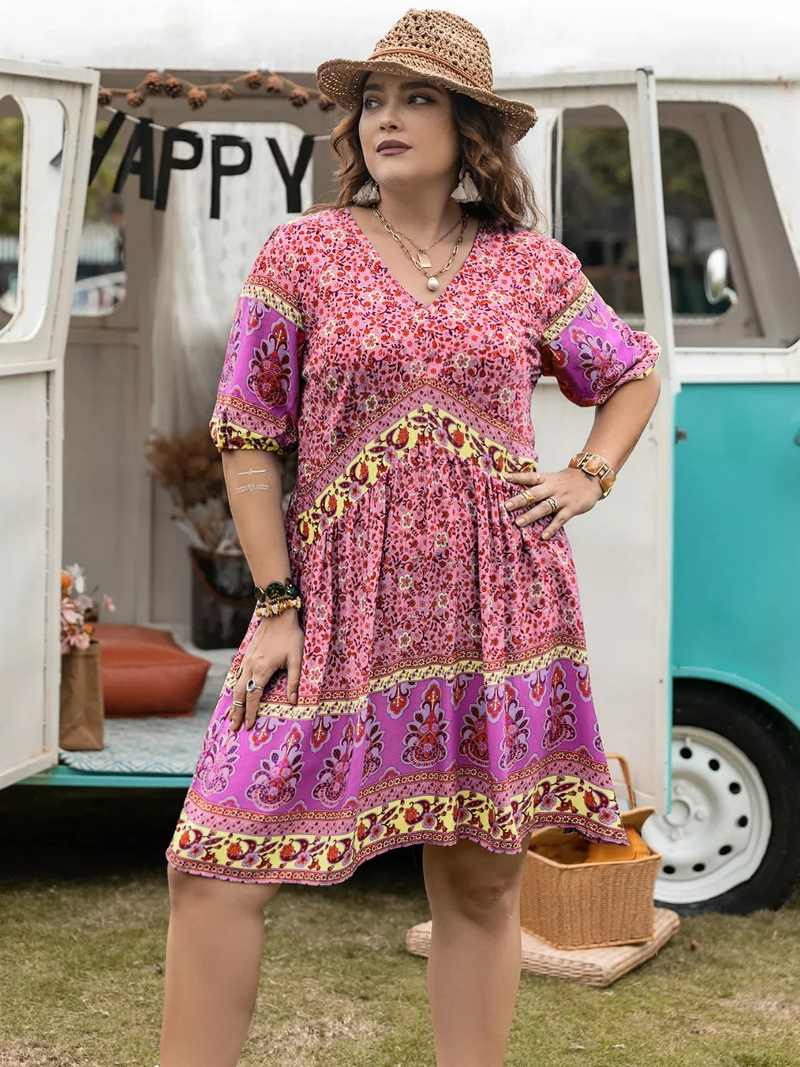 Plus Size Floral V-Neck Mini Dress 