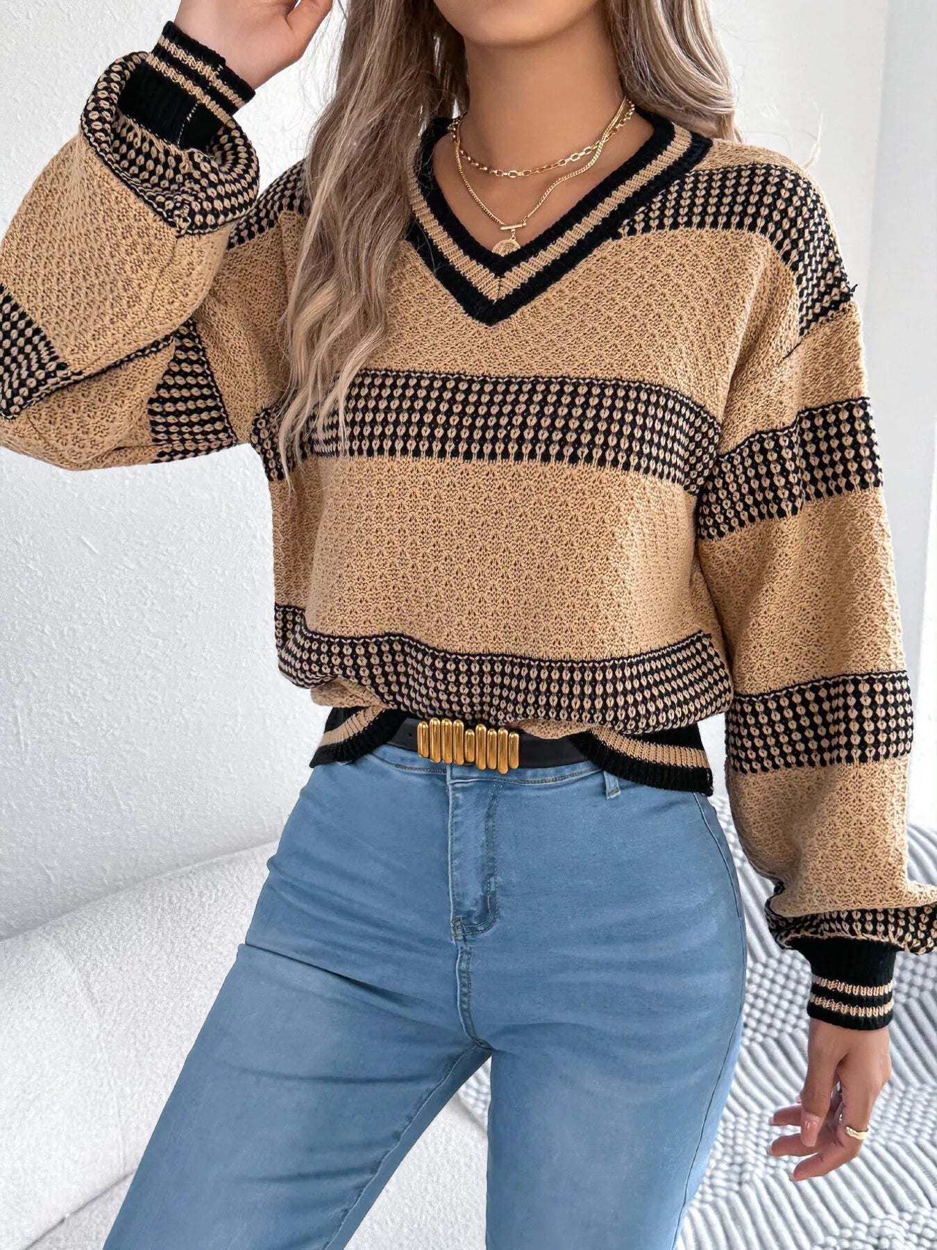 Contrast Striped V-Neck Sweater 