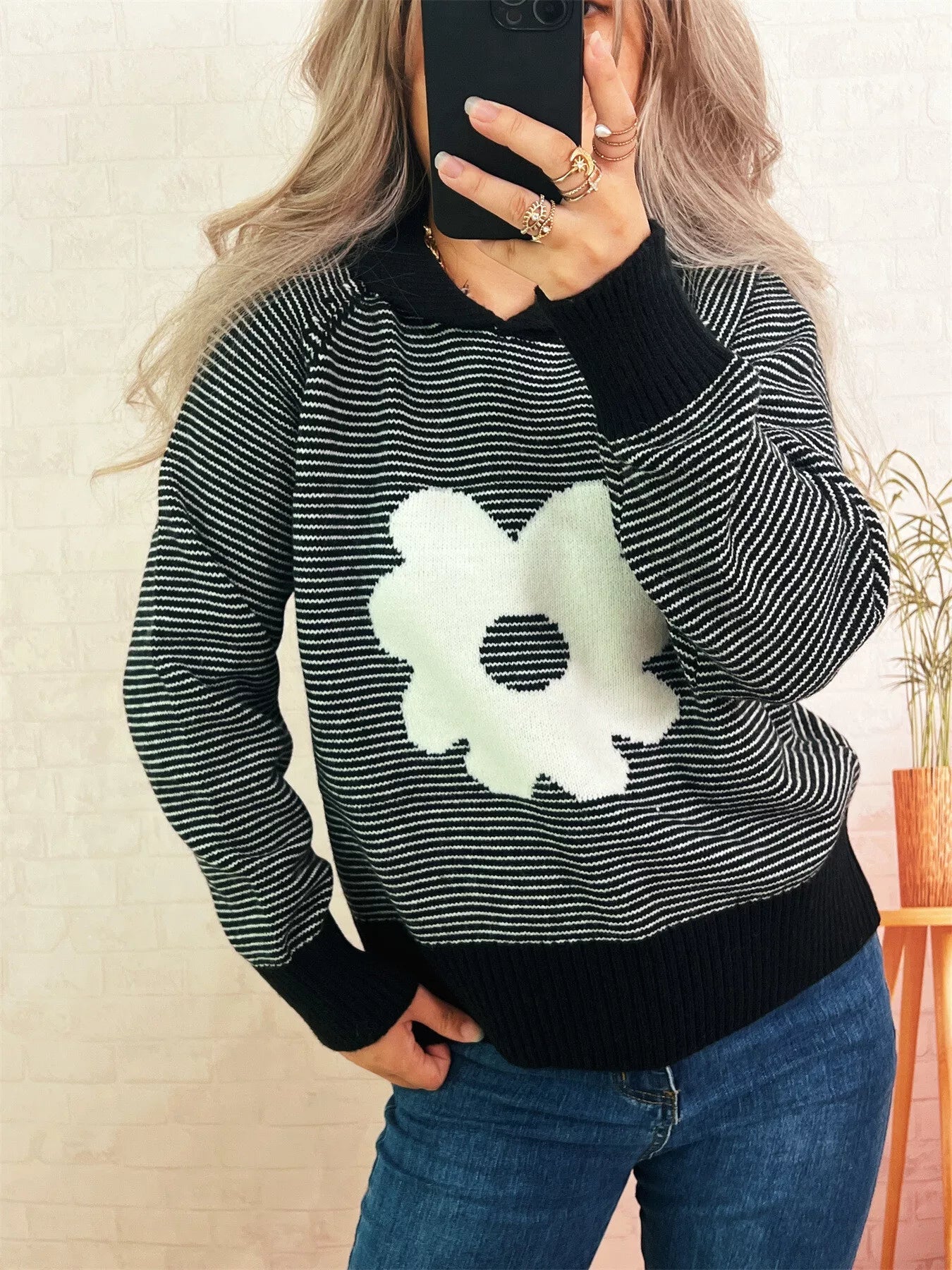 Striped Flower Raglan Sleeve Sweater 