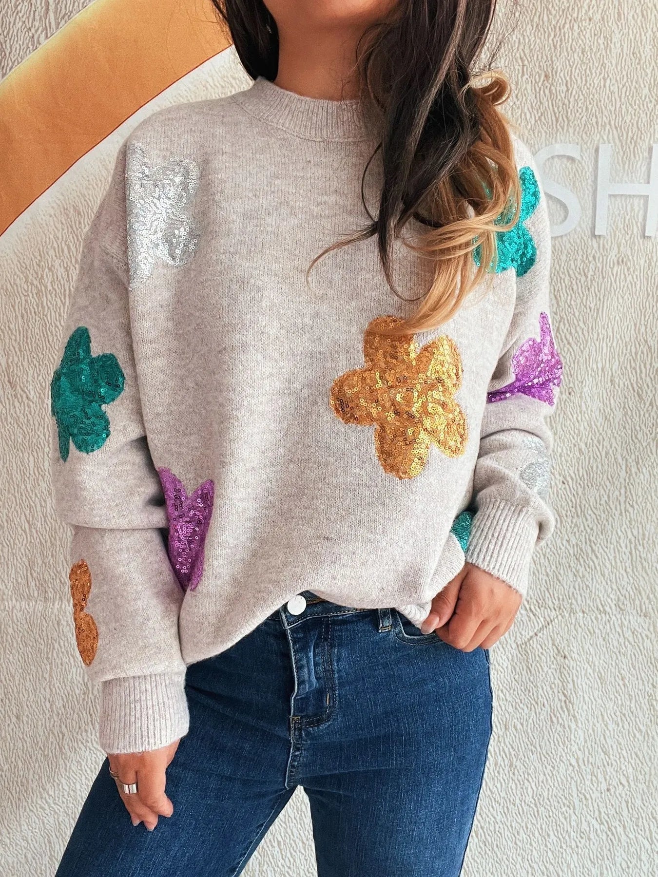 Sequin Flower Round Neck Long Sleeve Sweater 