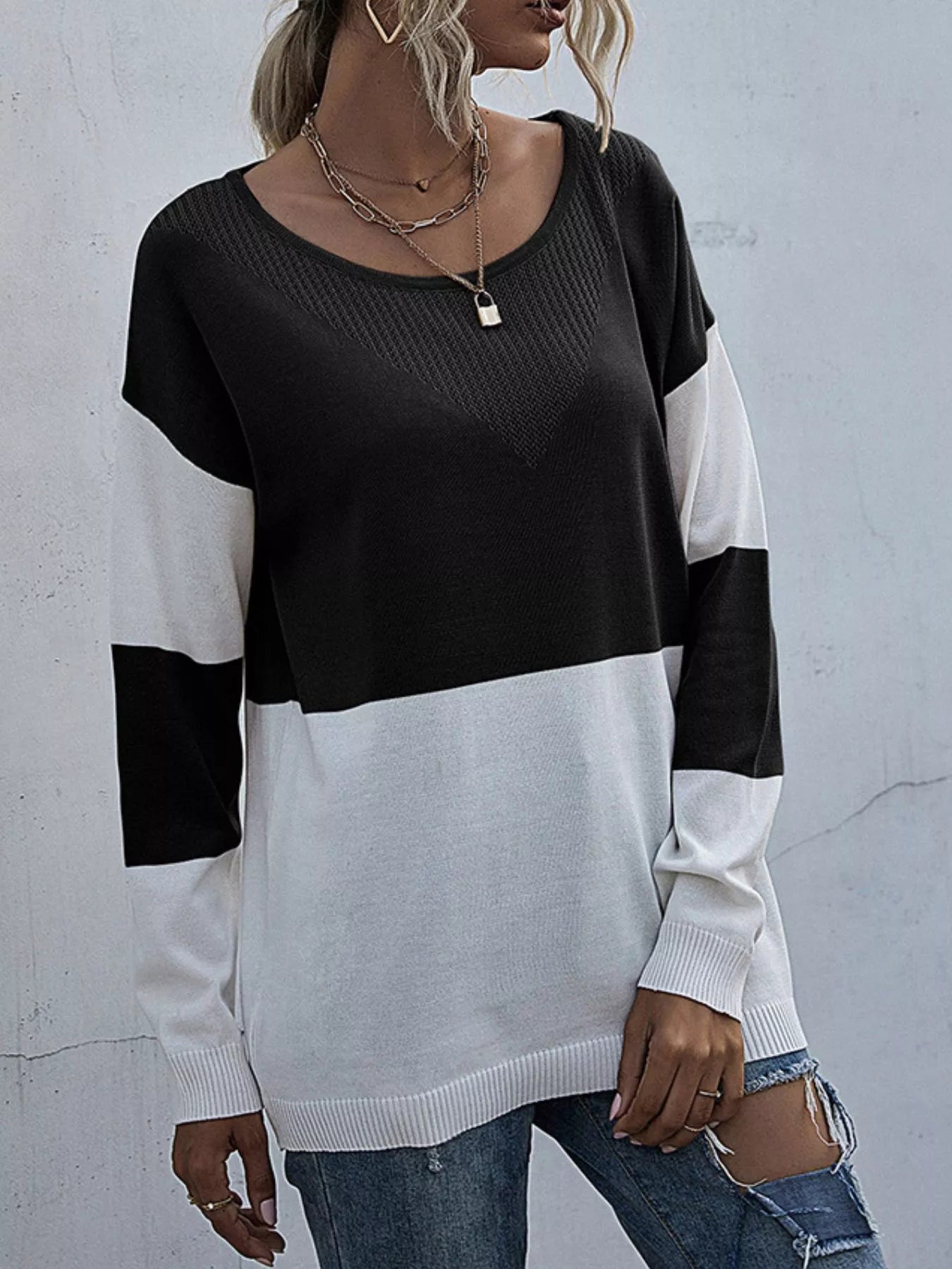 Color Block Round Neck Sweater 