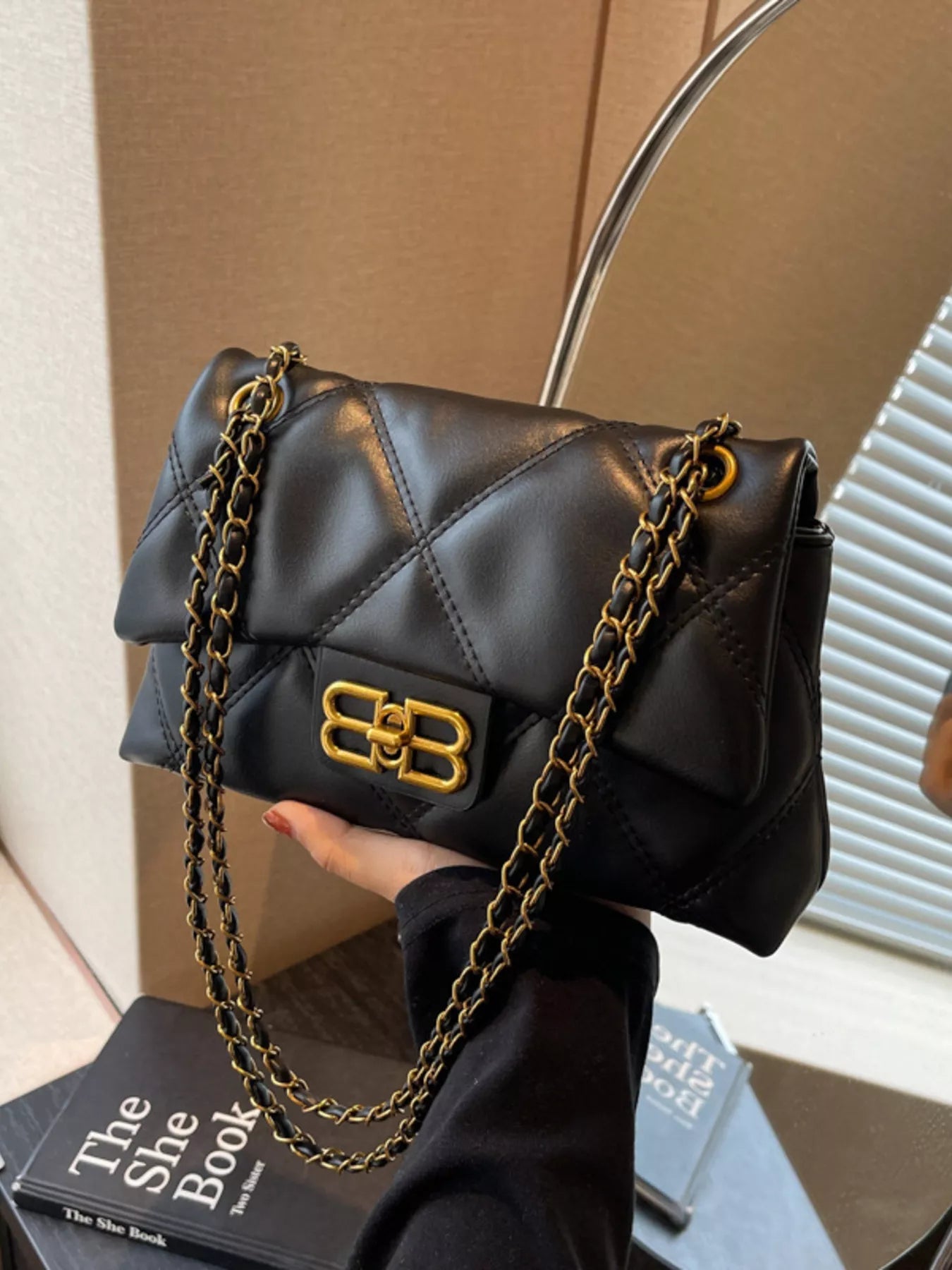 Quilted Flap Chain Crossbody Bag 