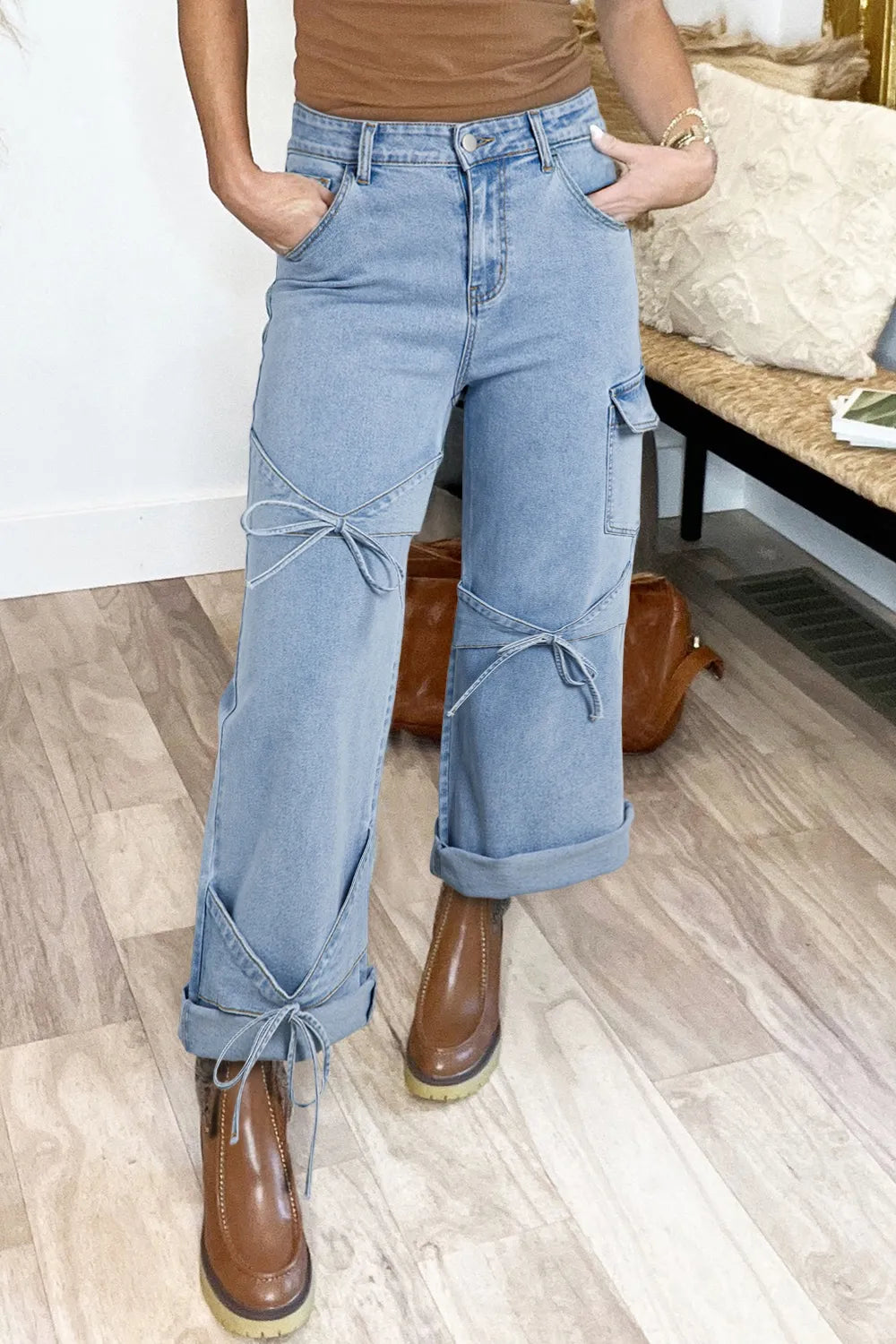 Bowknot Decor Cargo Jeans 