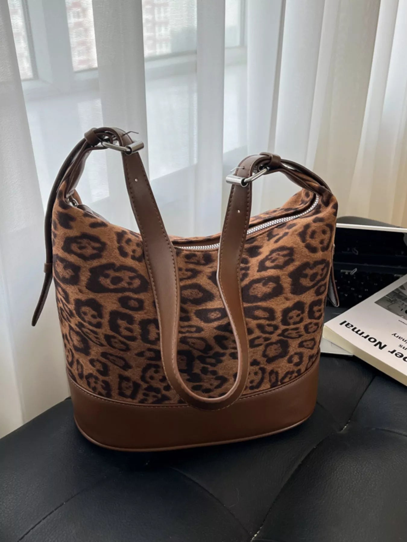 Adjustable Strap Tote Bag 