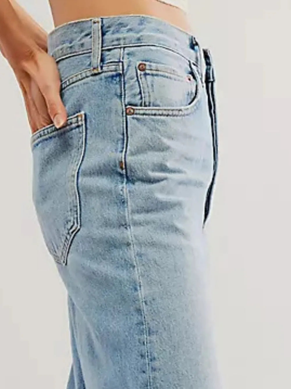 Cuffed Jeans with Pockets 