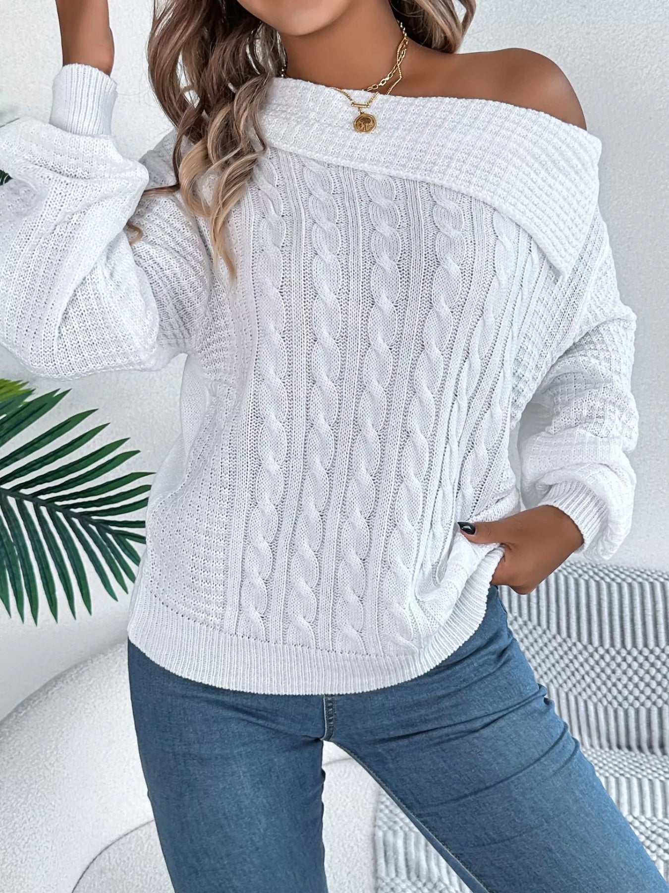 Off-Shoulder Cable Knit Sweater 