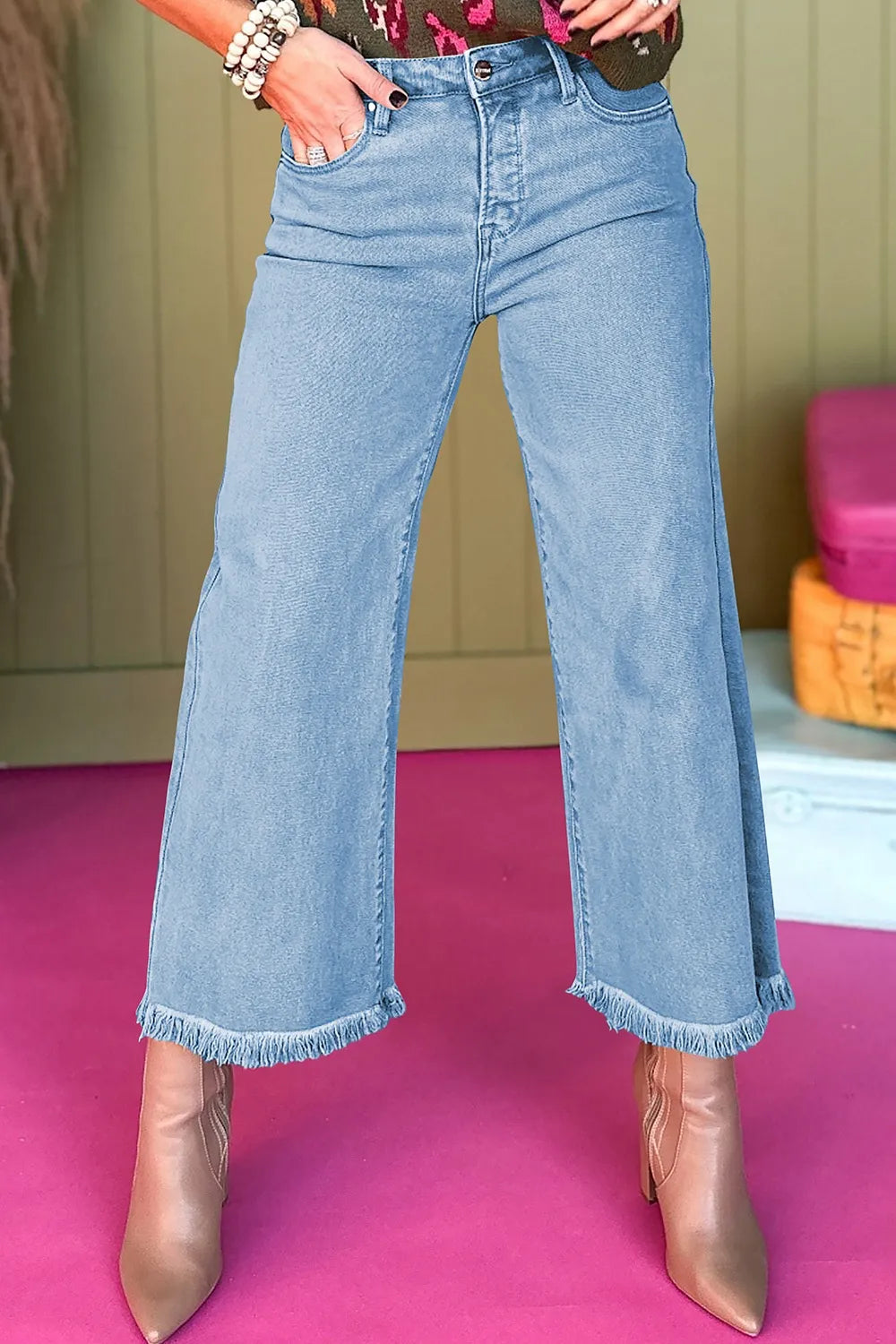 High-Waisted Wide Leg Frayed Hem Jeans 