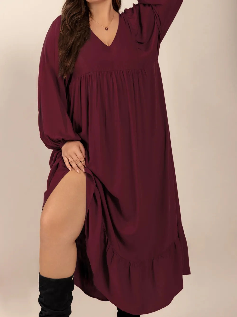 Plus Size Ruffled Hem V-Neck Balloon Sleeve Dress 