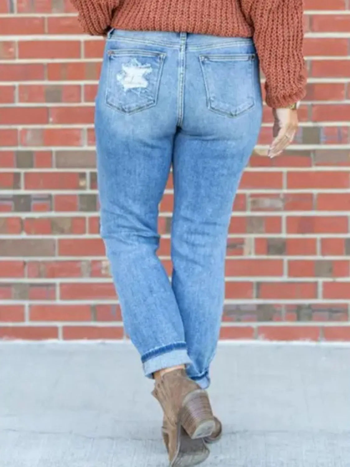 Distressed Skinny Jeans 
