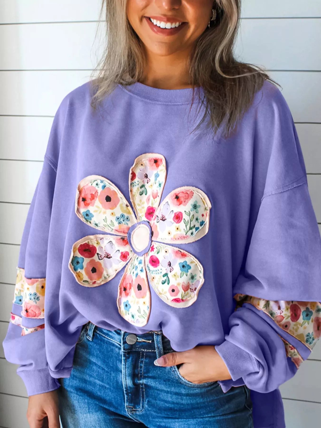 Plus Size Floral Applique Drop Shoulder Sweatshirt 