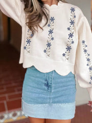 Floral Embroidered Scallop Hem Cropped Sweater 