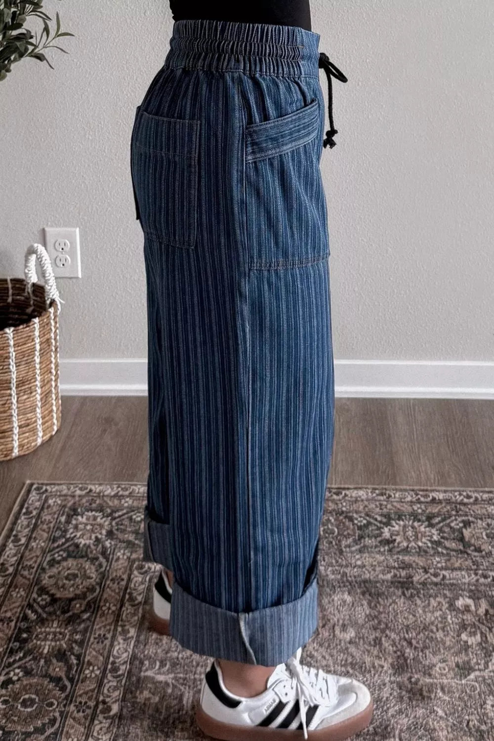 Striped Wide-Leg Jeans 