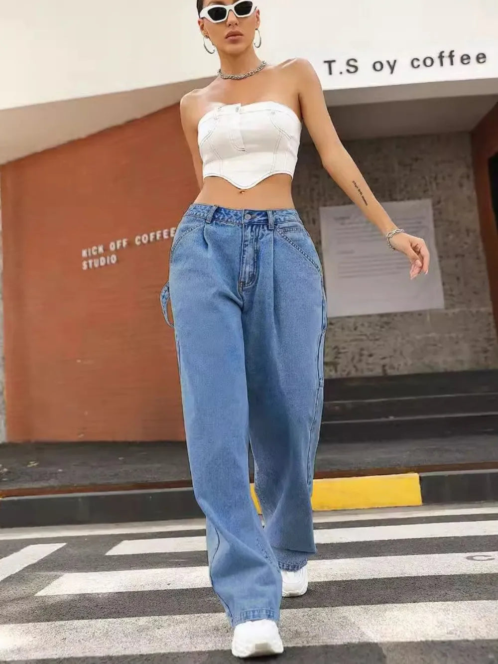 Wide Leg Jeans with Pockets 