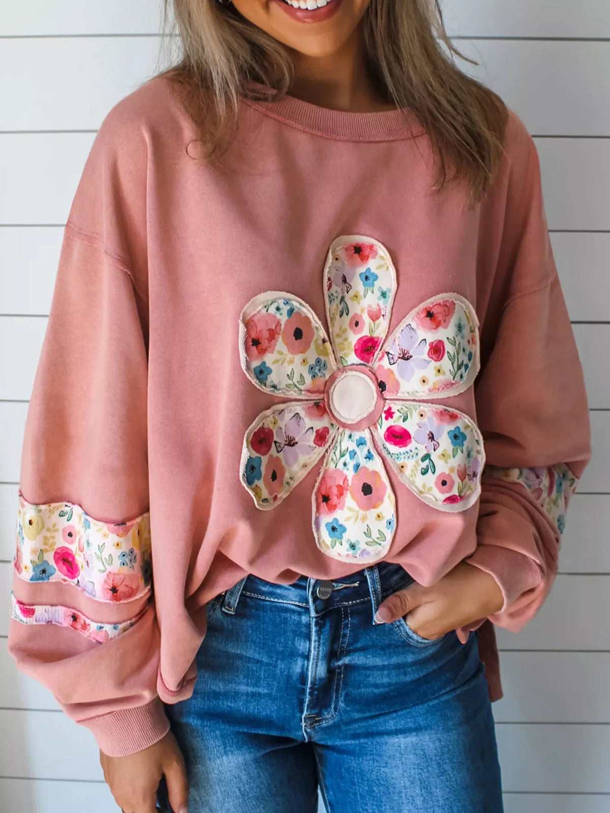 Plus Size Floral Applique Drop Shoulder Sweatshirt 