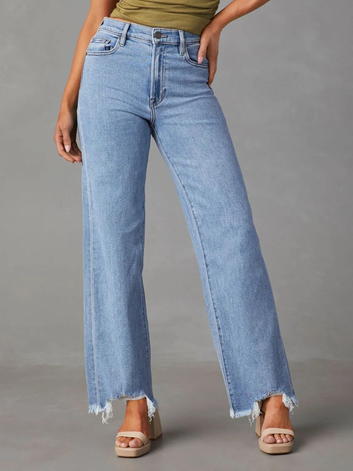 Raw Hem Loose Fit Jeans 