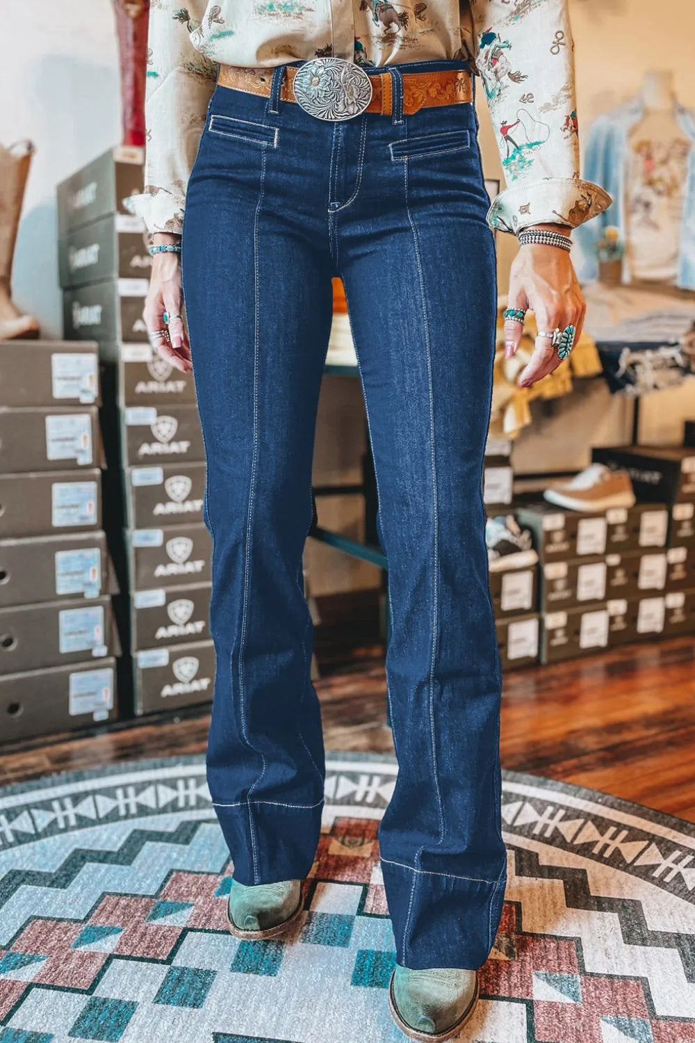 Center Seam Deep Wash Straight Jeans 