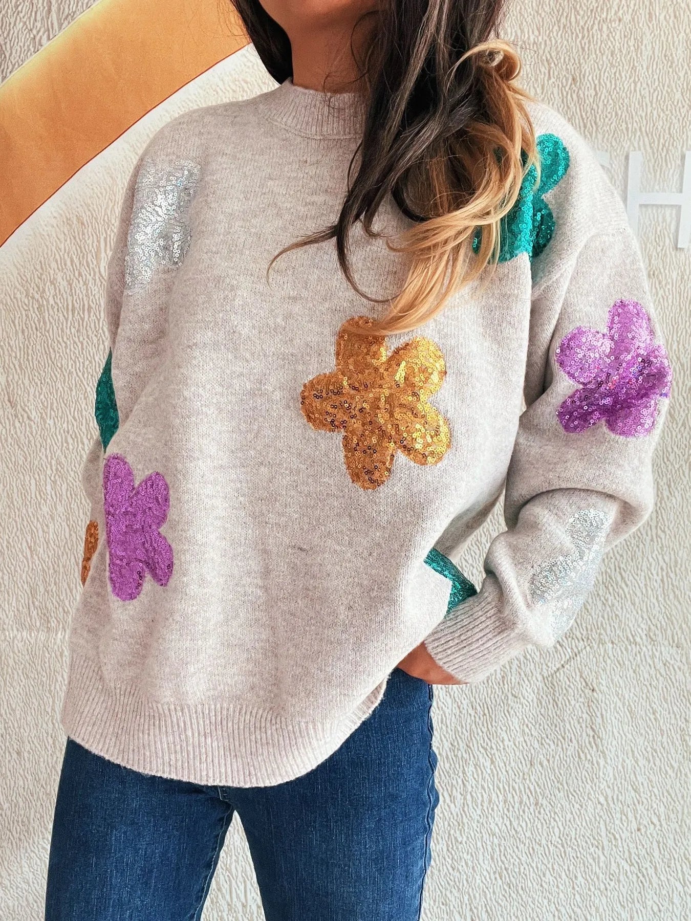 Sequin Flower Round Neck Long Sleeve Sweater 