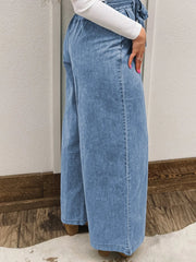 High Waisted Wide Leg Belted Jeans 