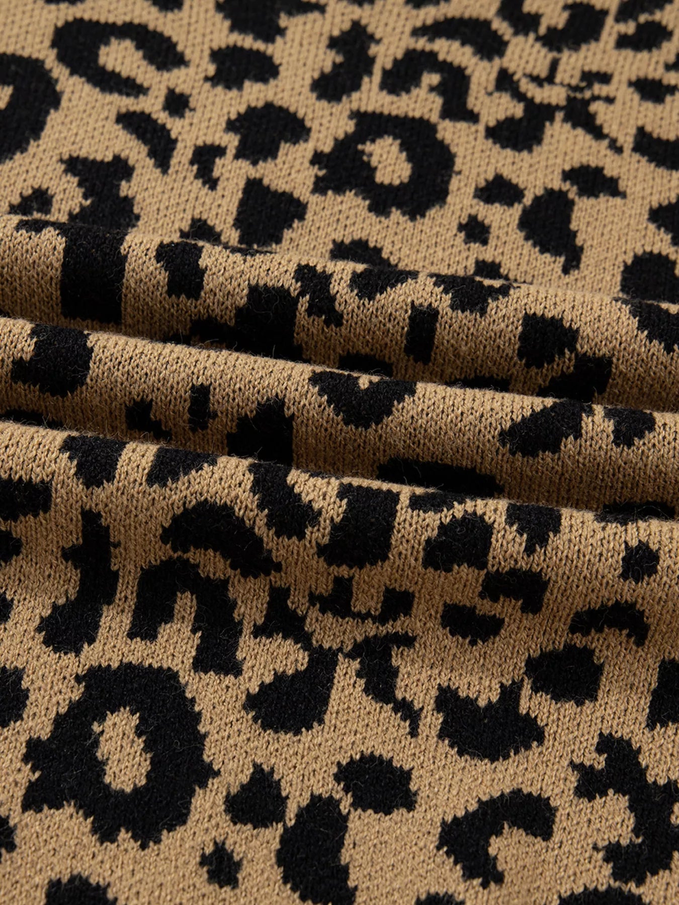 Ribbed Trim Round Neck Leopard Drop Shoulder Sweater 