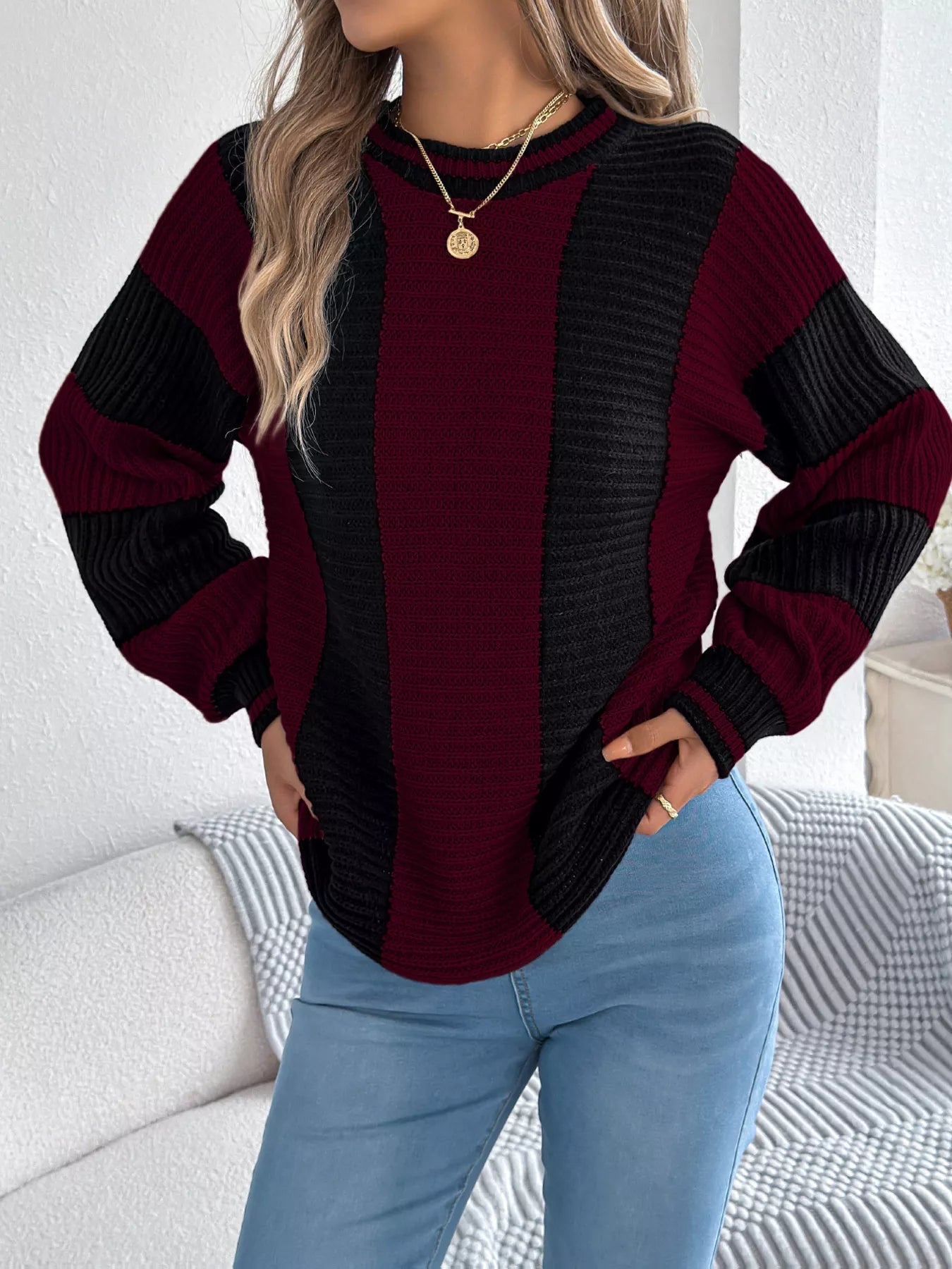 Color Block Round Neck Sweater 