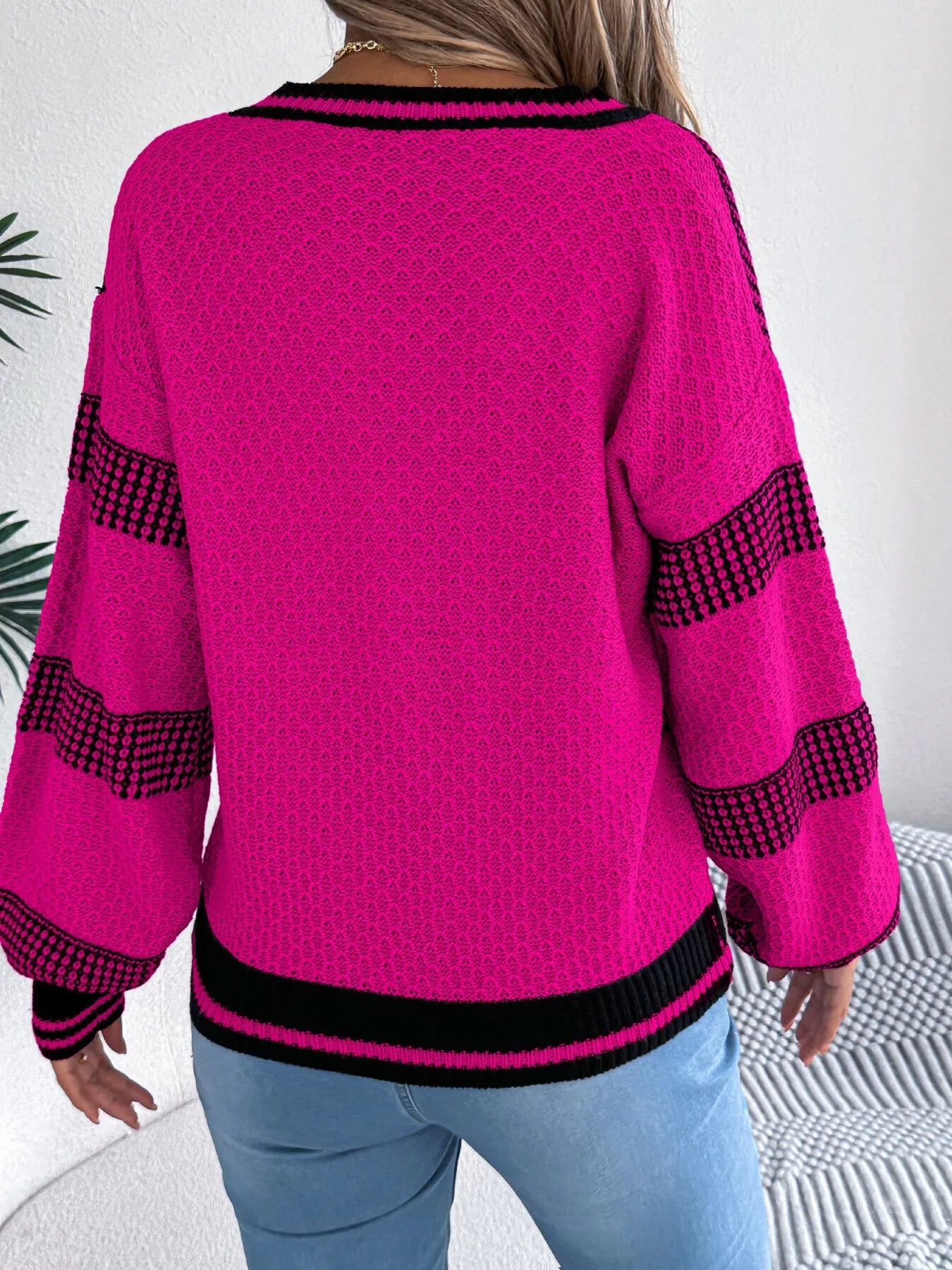 Contrast Striped V-Neck Sweater 