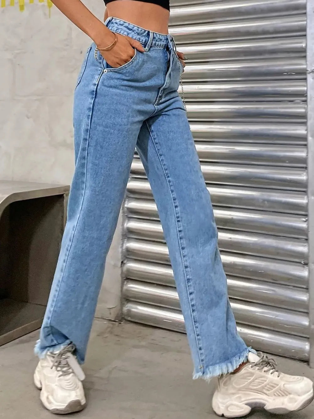 Raw Hem Jeans with Pockets 