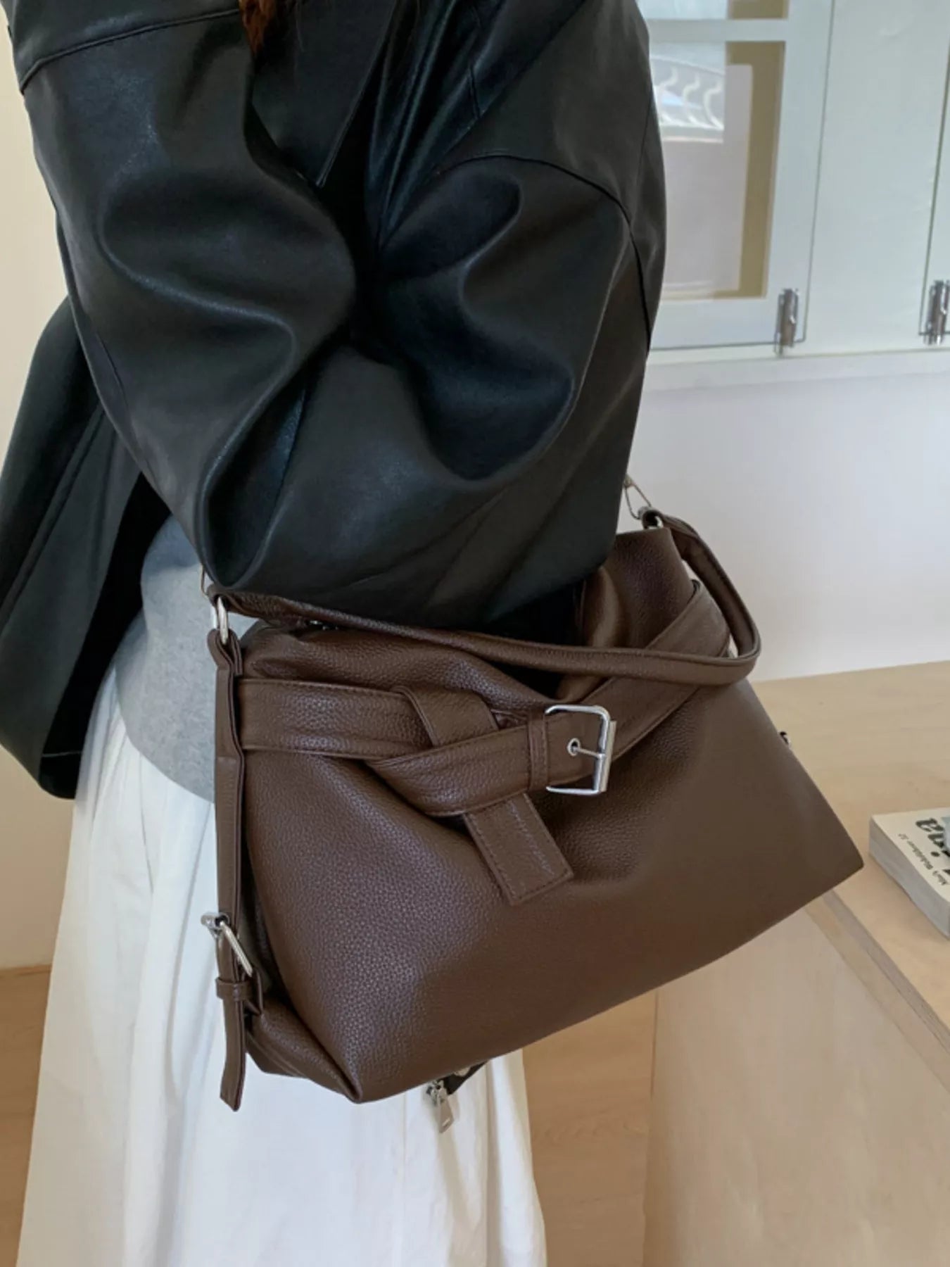 Decor Buckle Leather Shoulder Bag 