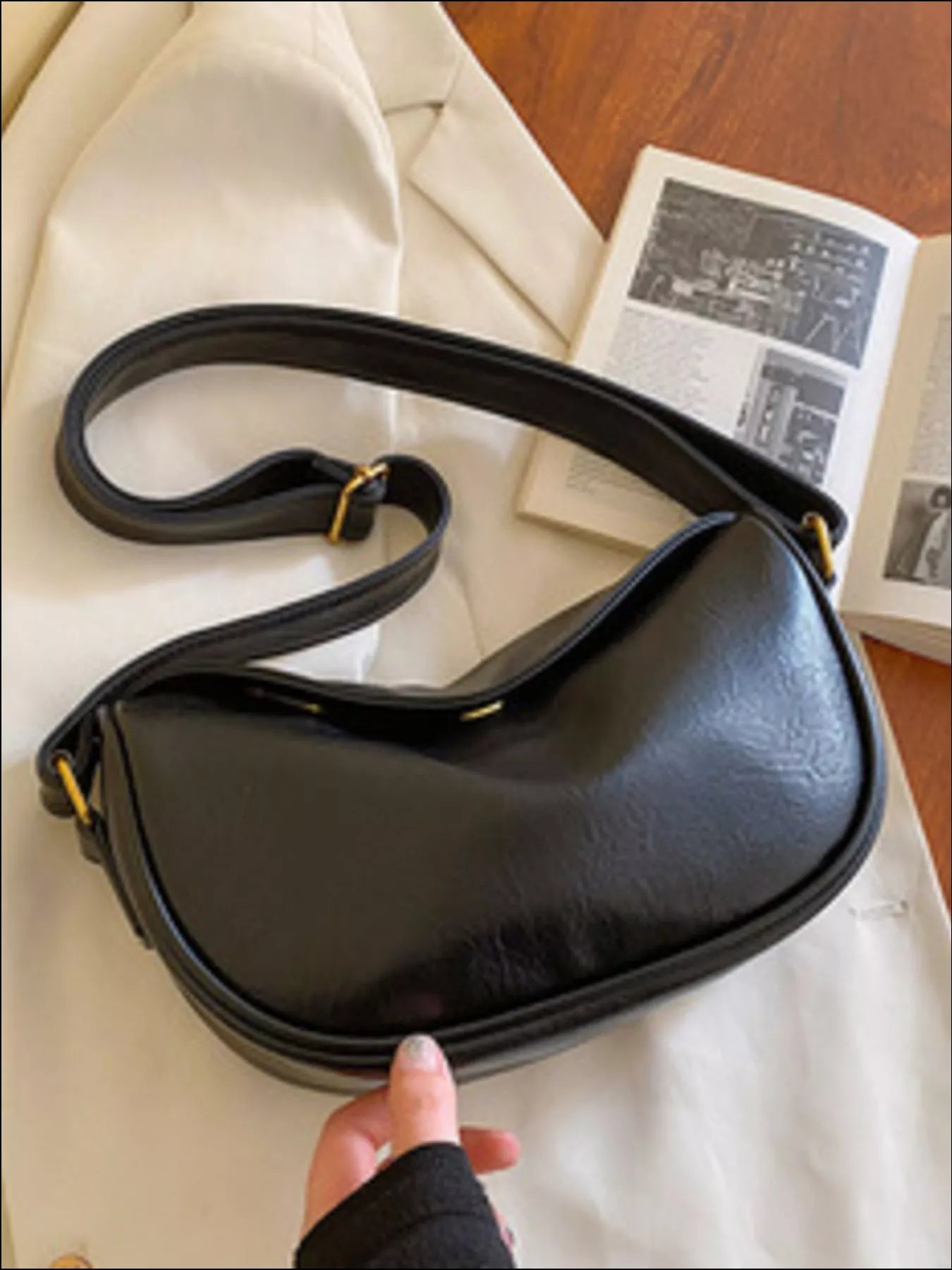 Minimalist Style Leather Crossbody Bag 
