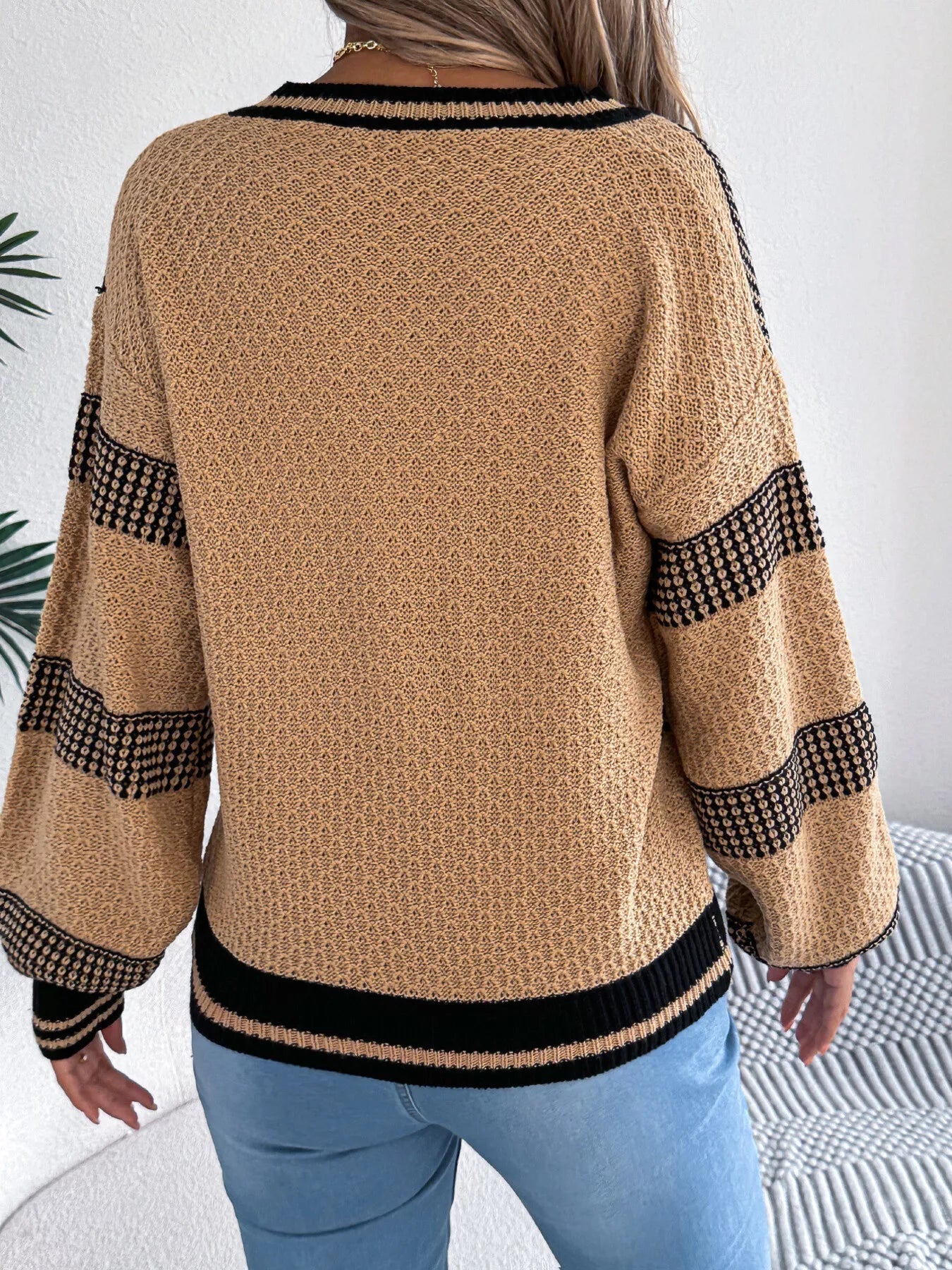 Contrast Striped V-Neck Sweater 