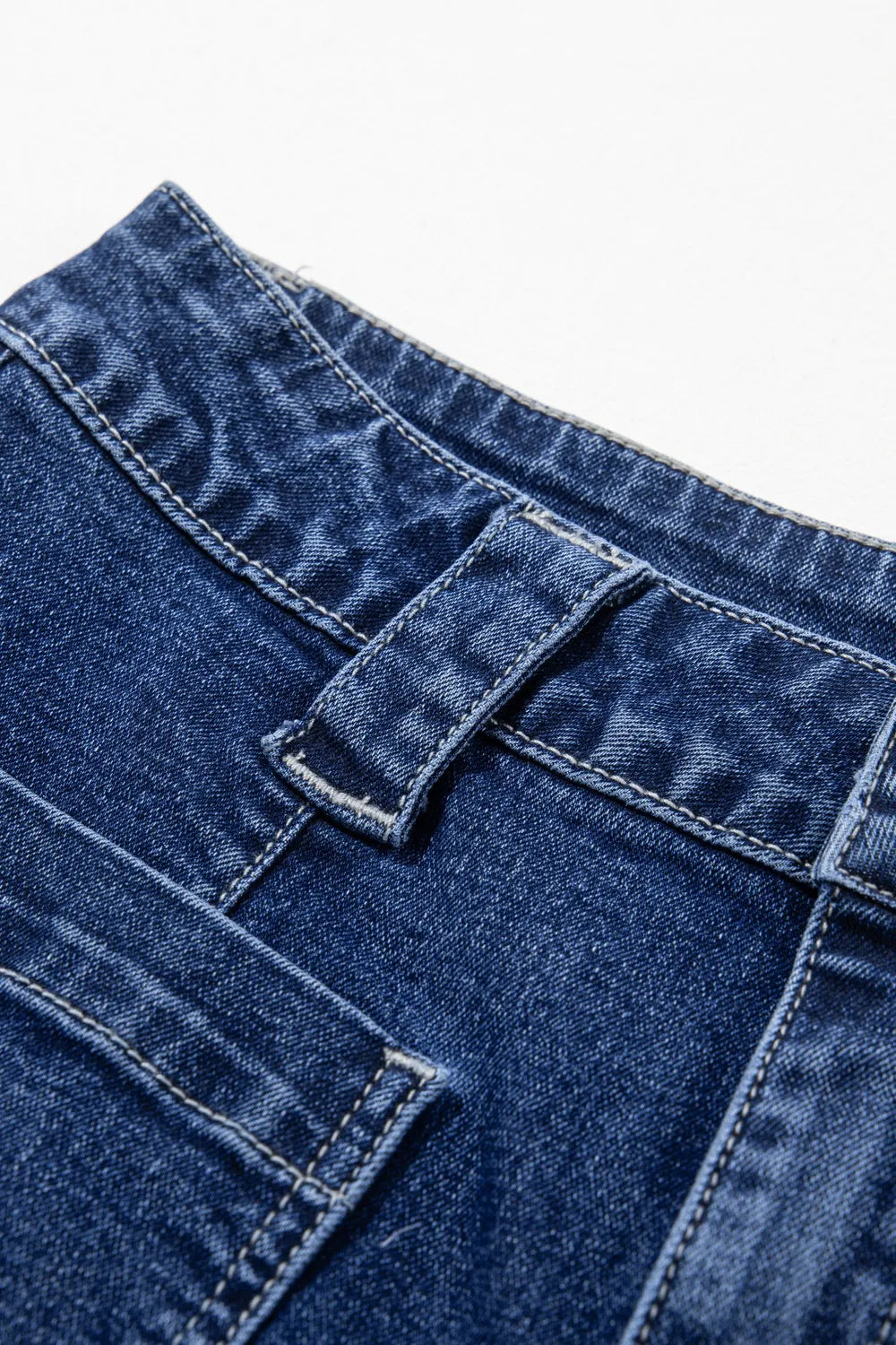 Wide Leg Pocketed High Waist Jeans 