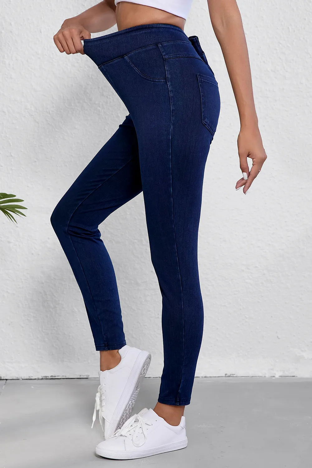 Skinny Jeans with Pockets 