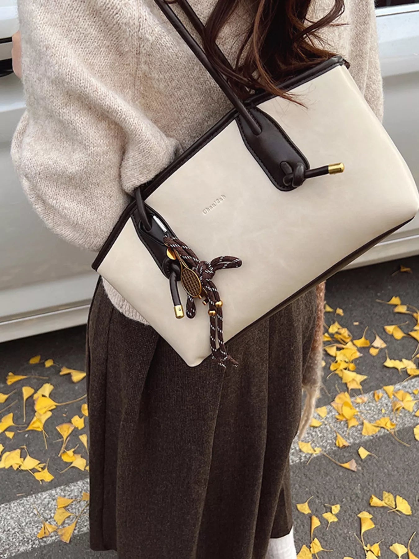 Vintage Style Leather Shoulder Bag 