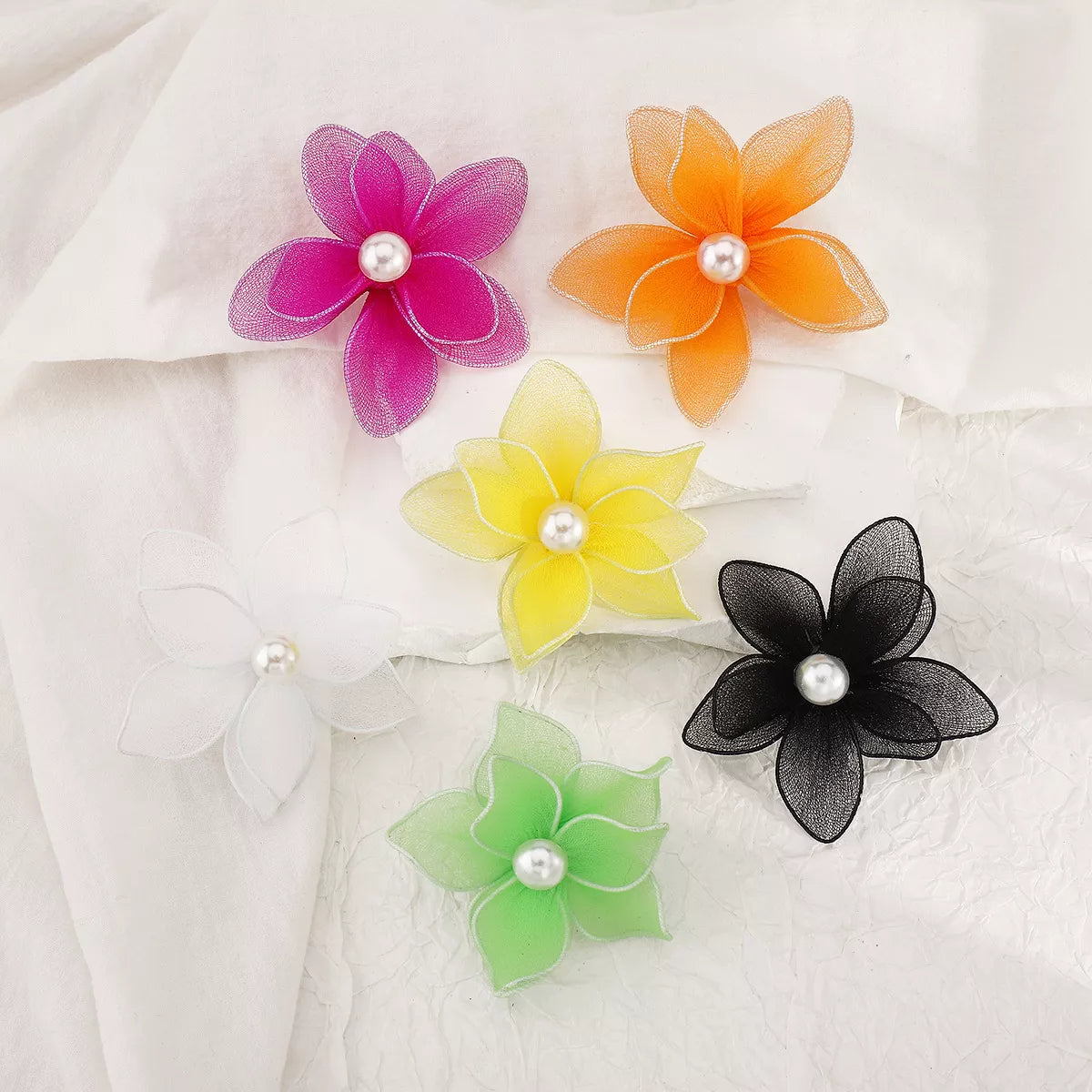 Flower Pearl Stud Earrings 