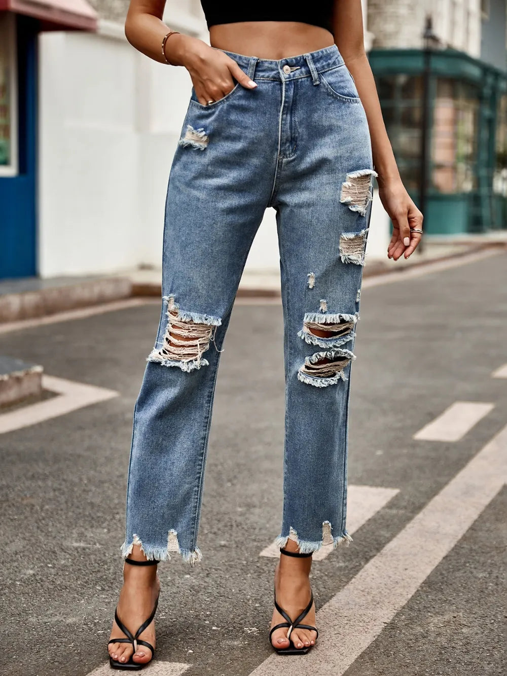 Distressed Raw Hem Jeans with Pockets 