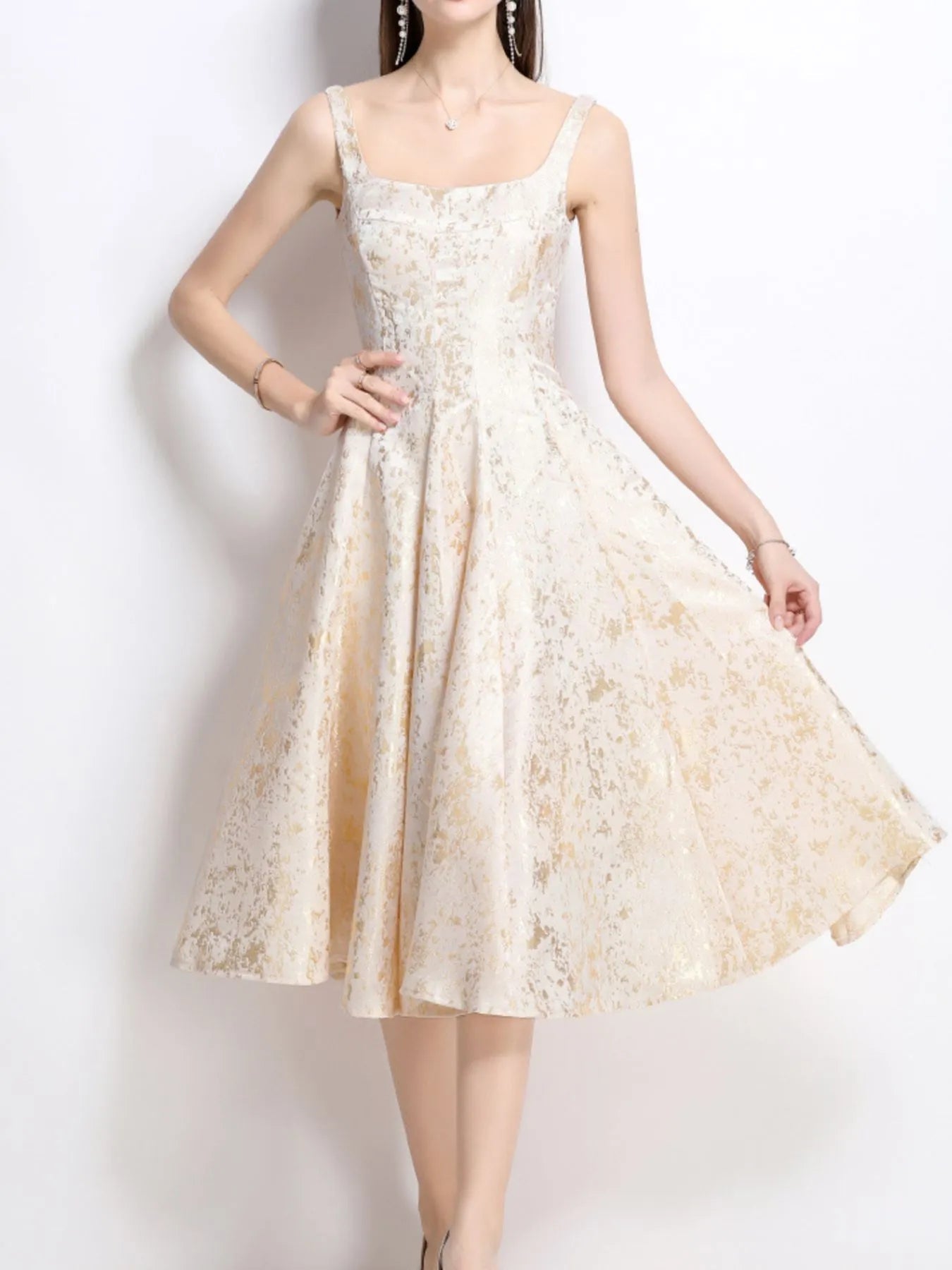 Floral A-Line Sleeveless Midi Dress 