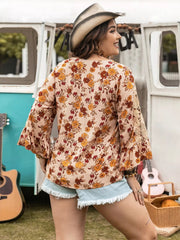 Plus Size Floral Lace Detail V-Neck Blouse 