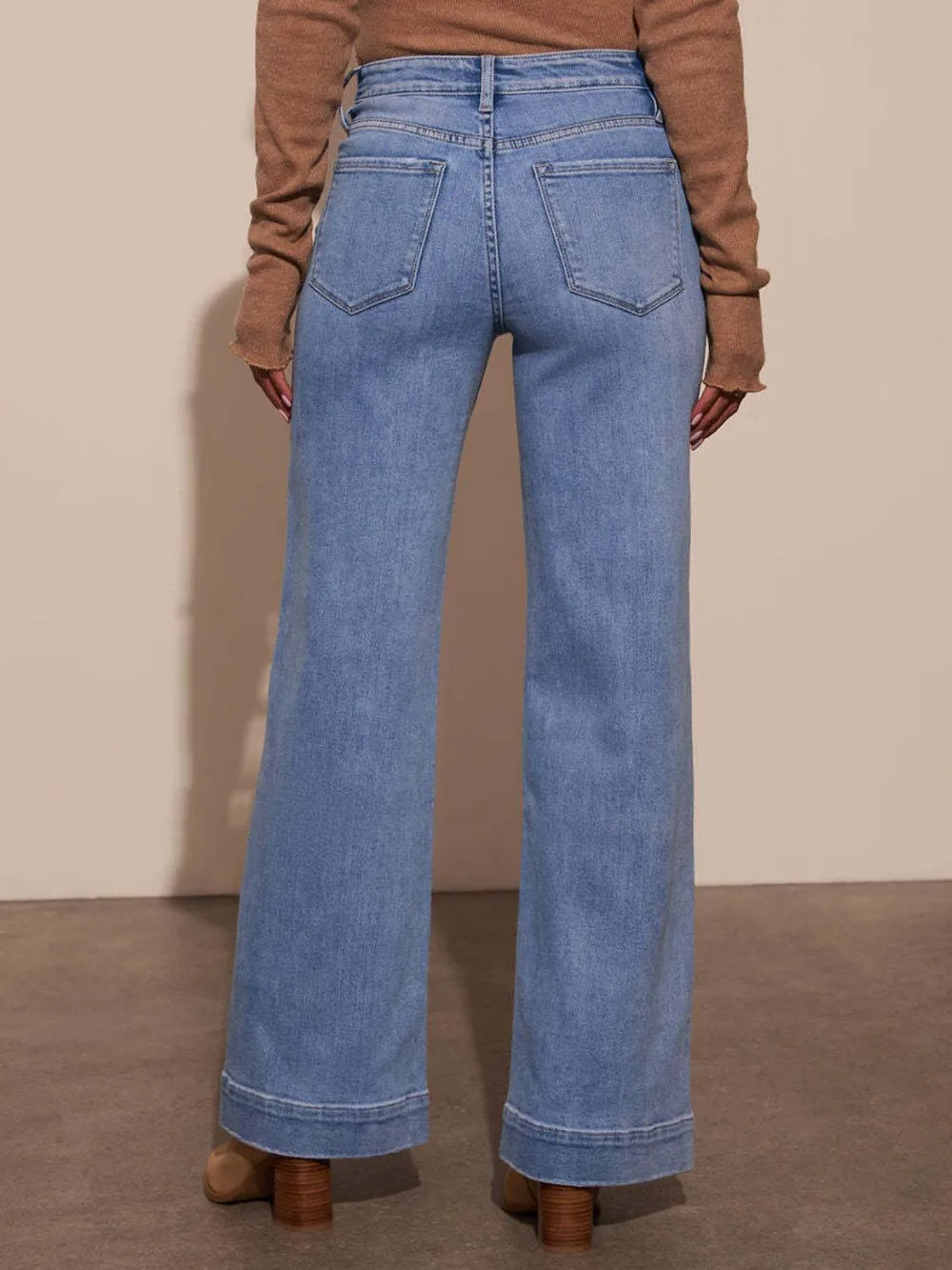 High Rise Front Pocket Patch Wide Leg Jeans 