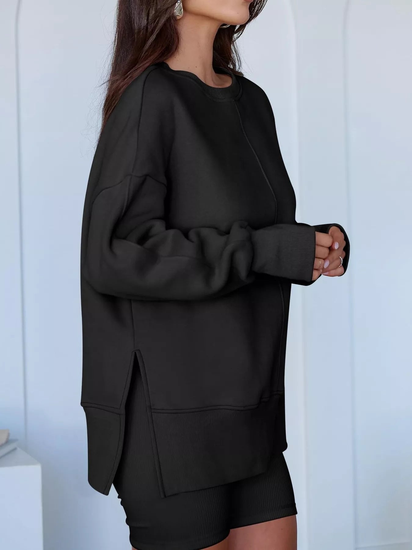 Side Slit Round Neck Long Sleeve Sweatshirt 