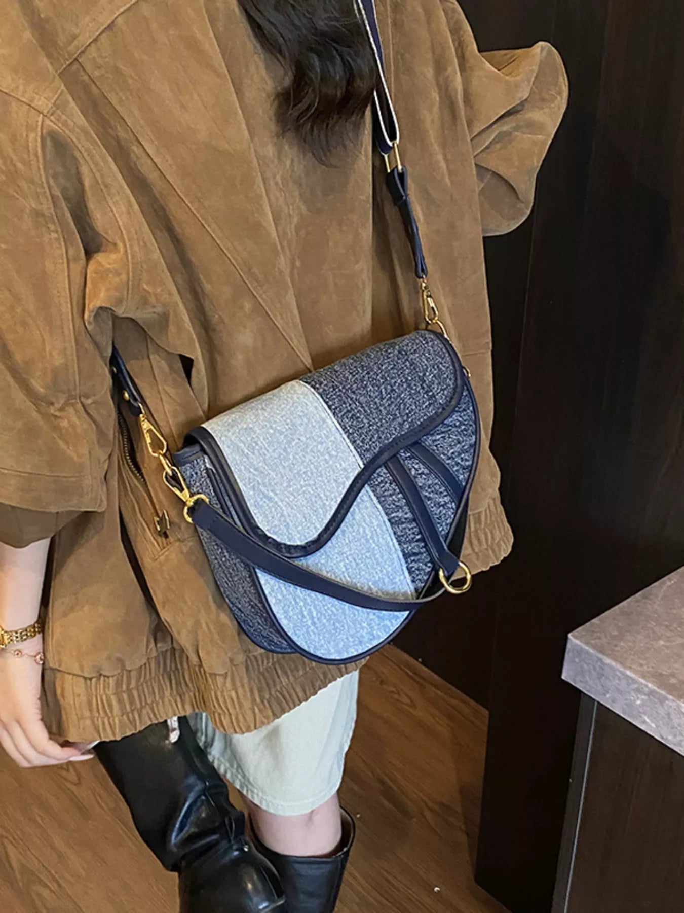 Adjustable Strap Crossbody Bag 