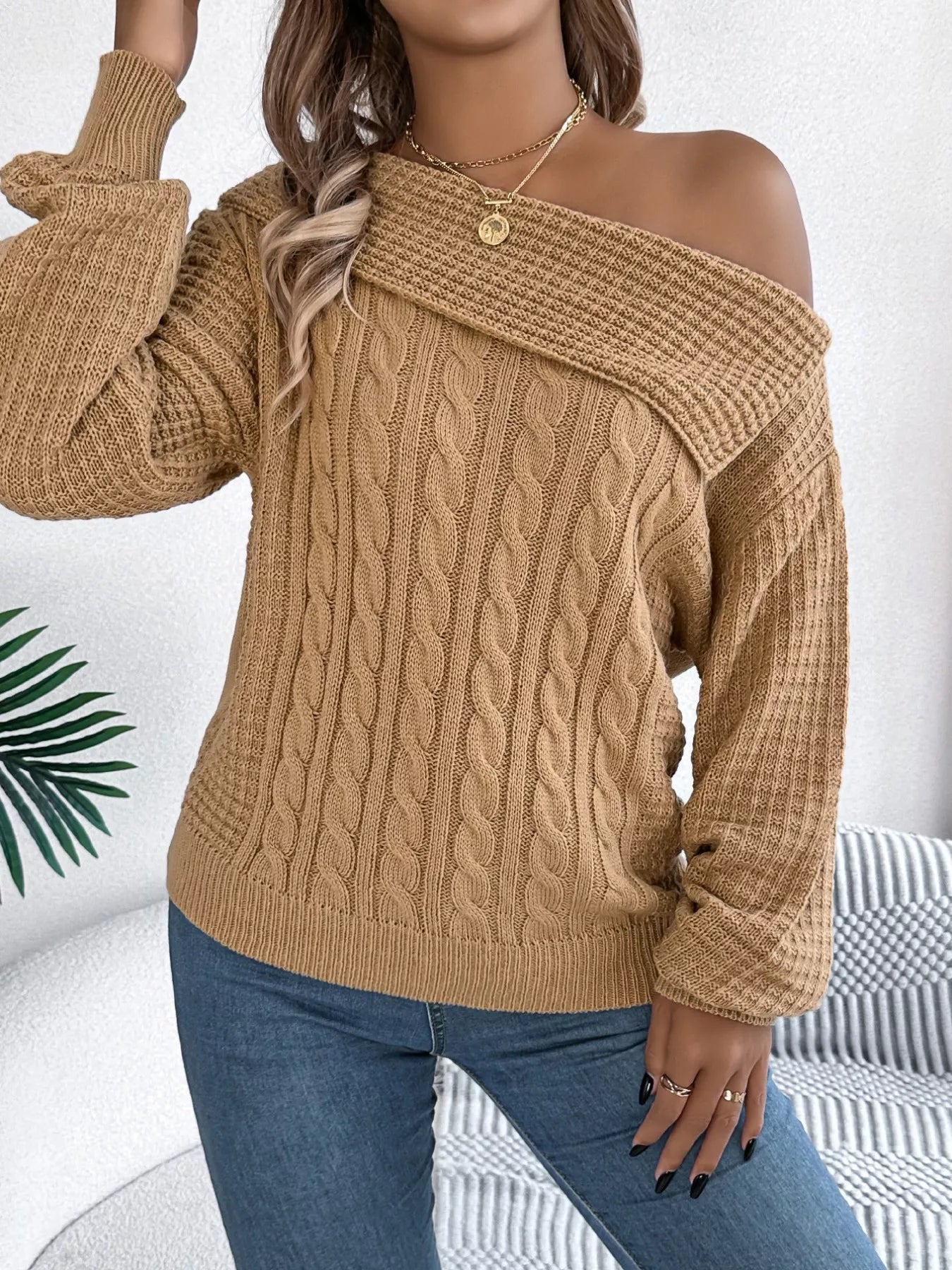 Off-Shoulder Cable Knit Sweater 