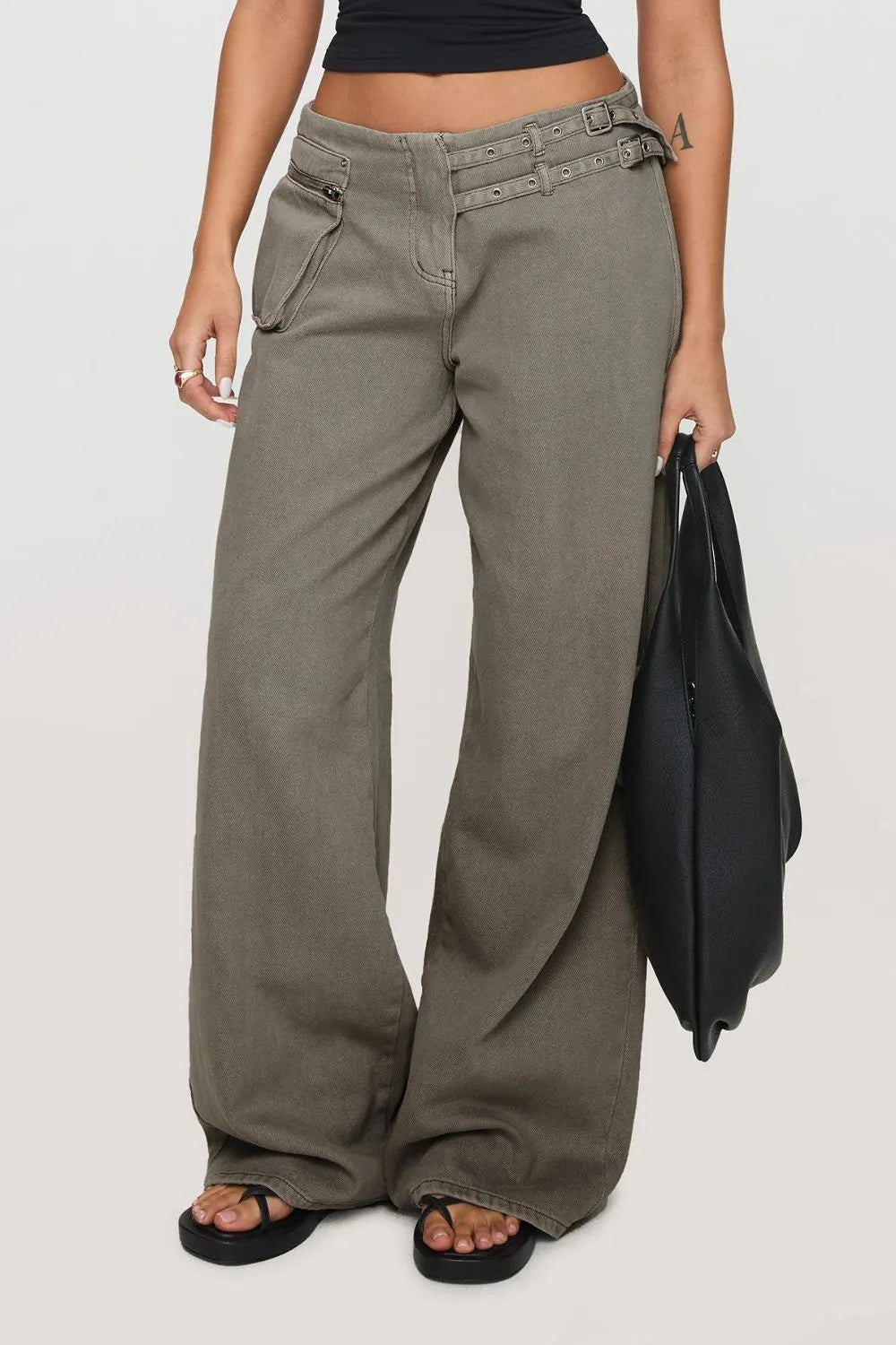Wide Leg Jeans with Pockets 