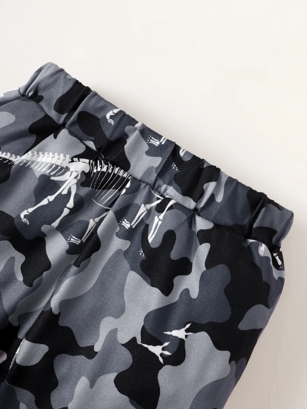 Children's Striped Hooded Bodysuit and Camouflage Pants Set 