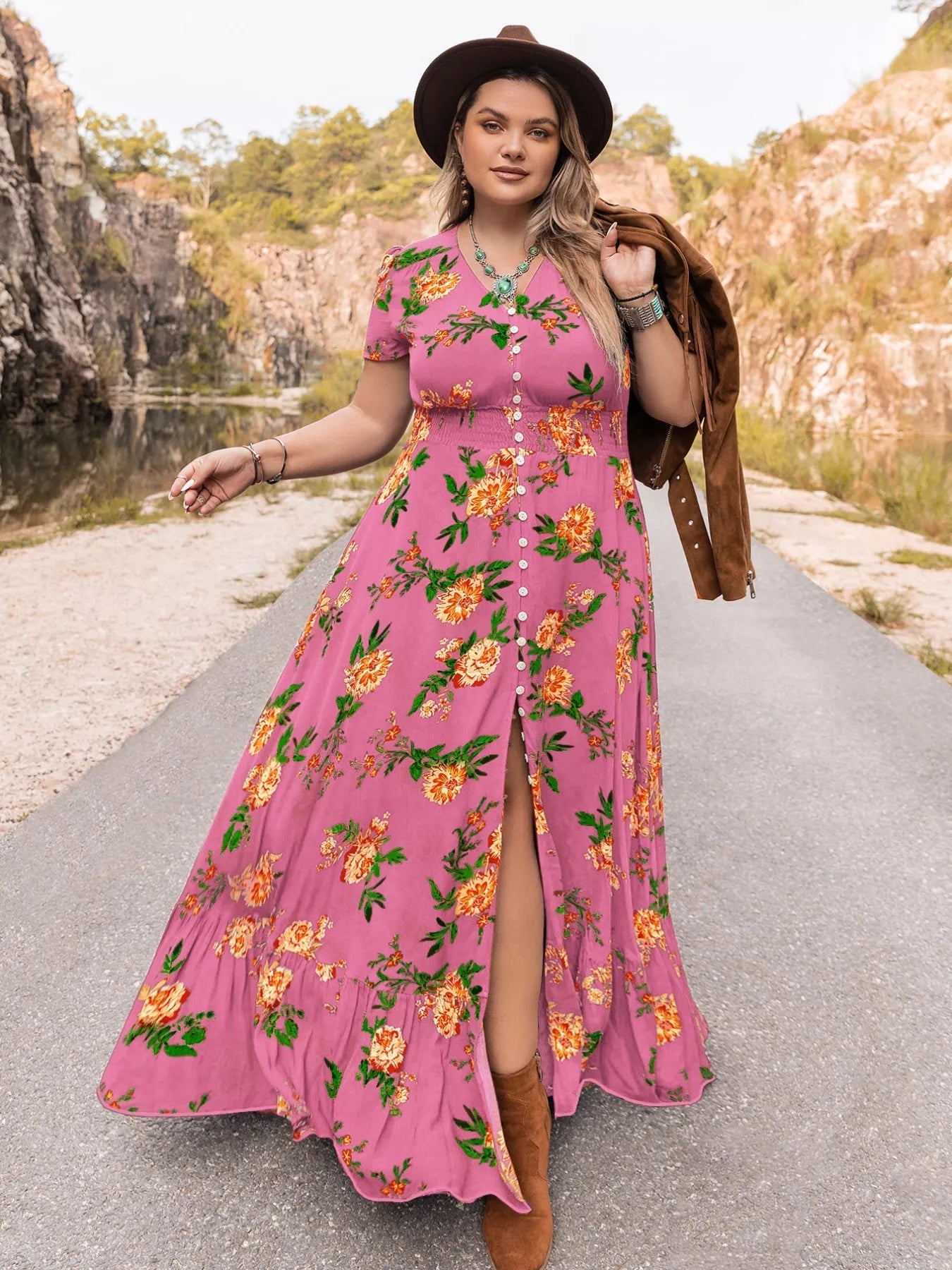Plus Size Floral V-Neck Short Sleeve Maxi Dress 