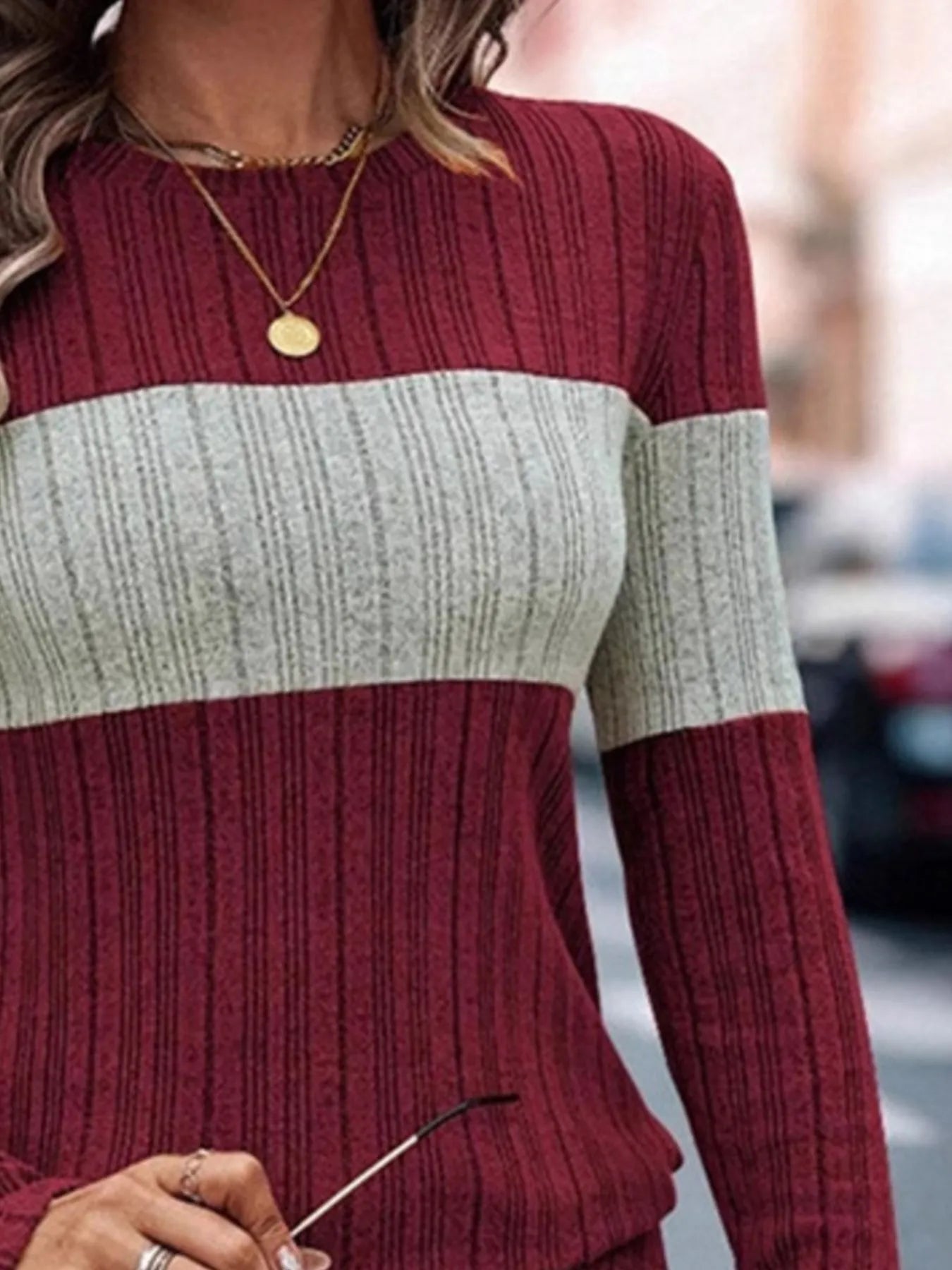 Color Block Round Neck Long Sleeve Sweater 