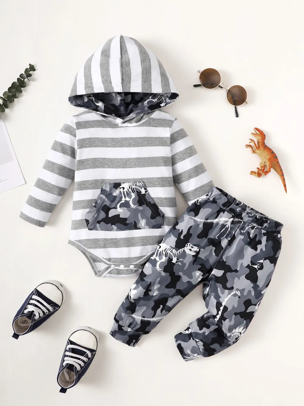 Children's Striped Hooded Bodysuit and Camouflage Pants Set 