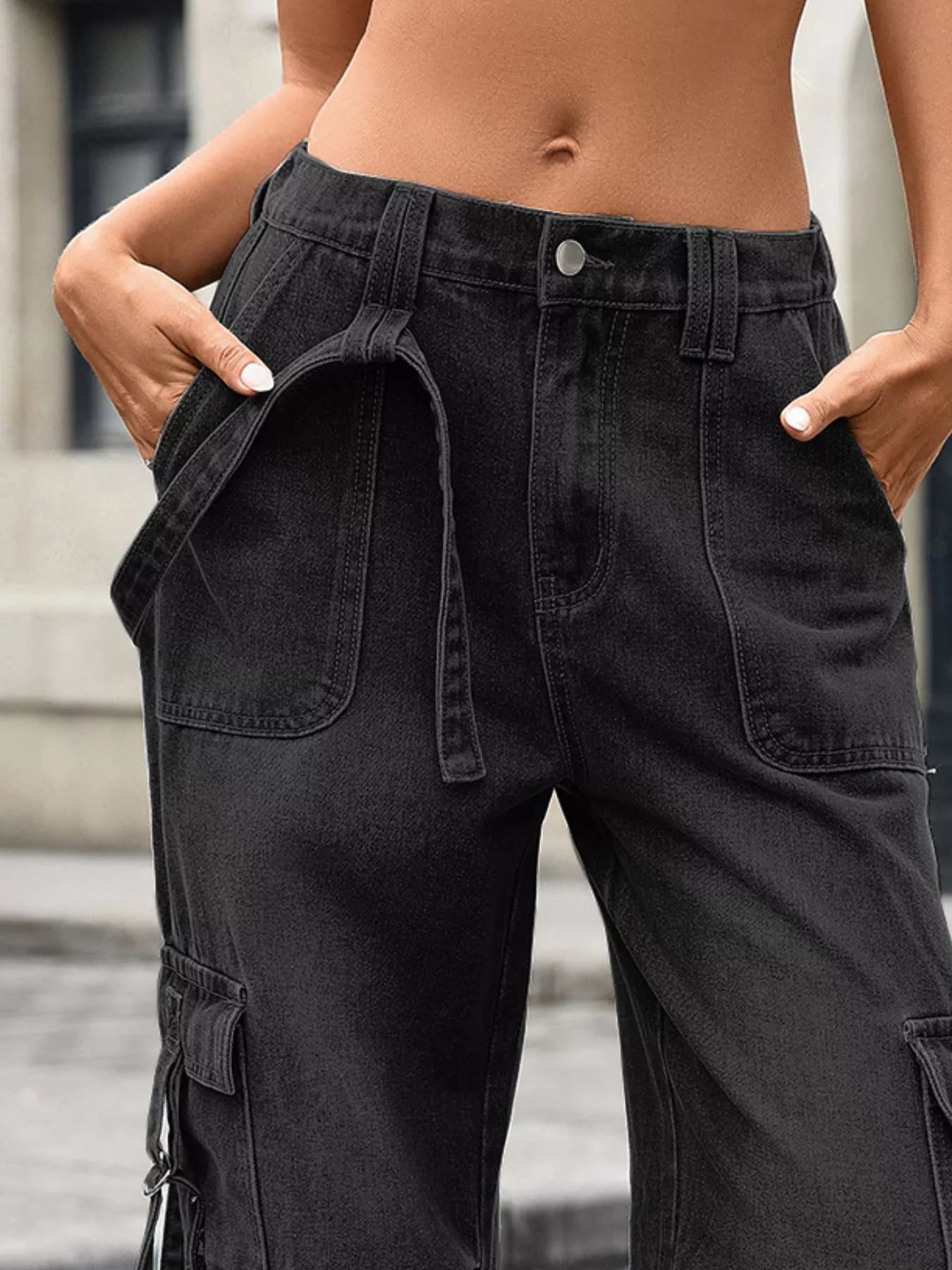 Wide Leg Cargo Jeans 