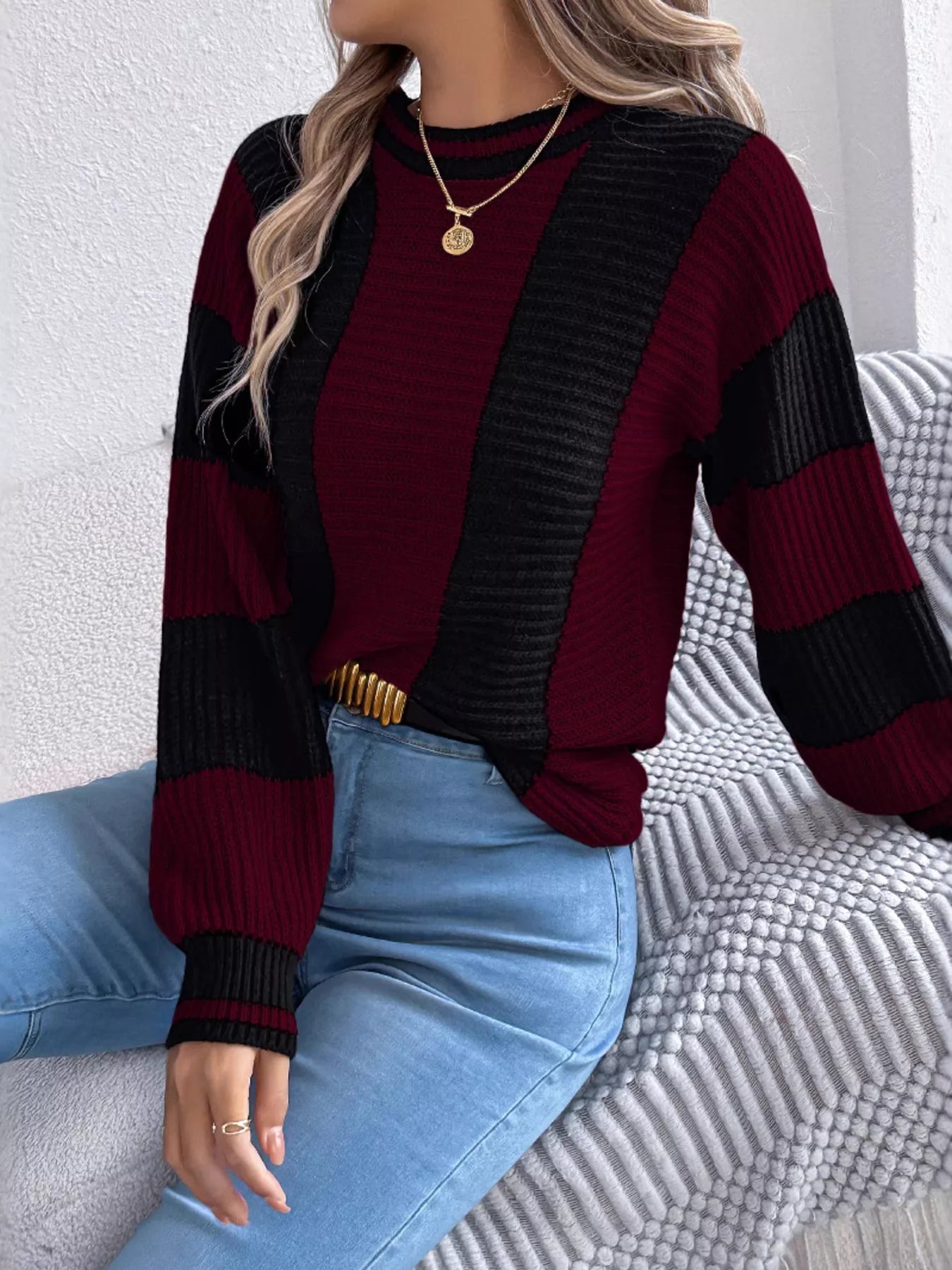 Color Block Round Neck Sweater 