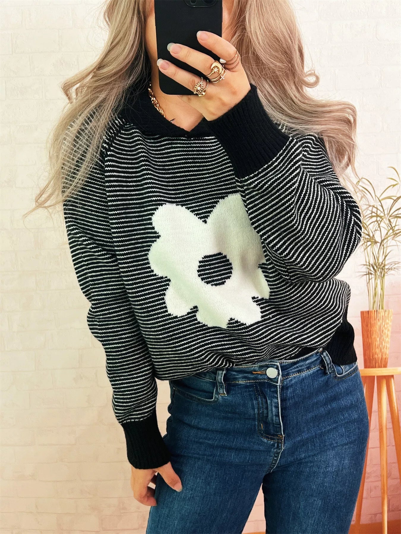 Striped Flower Raglan Sleeve Sweater 